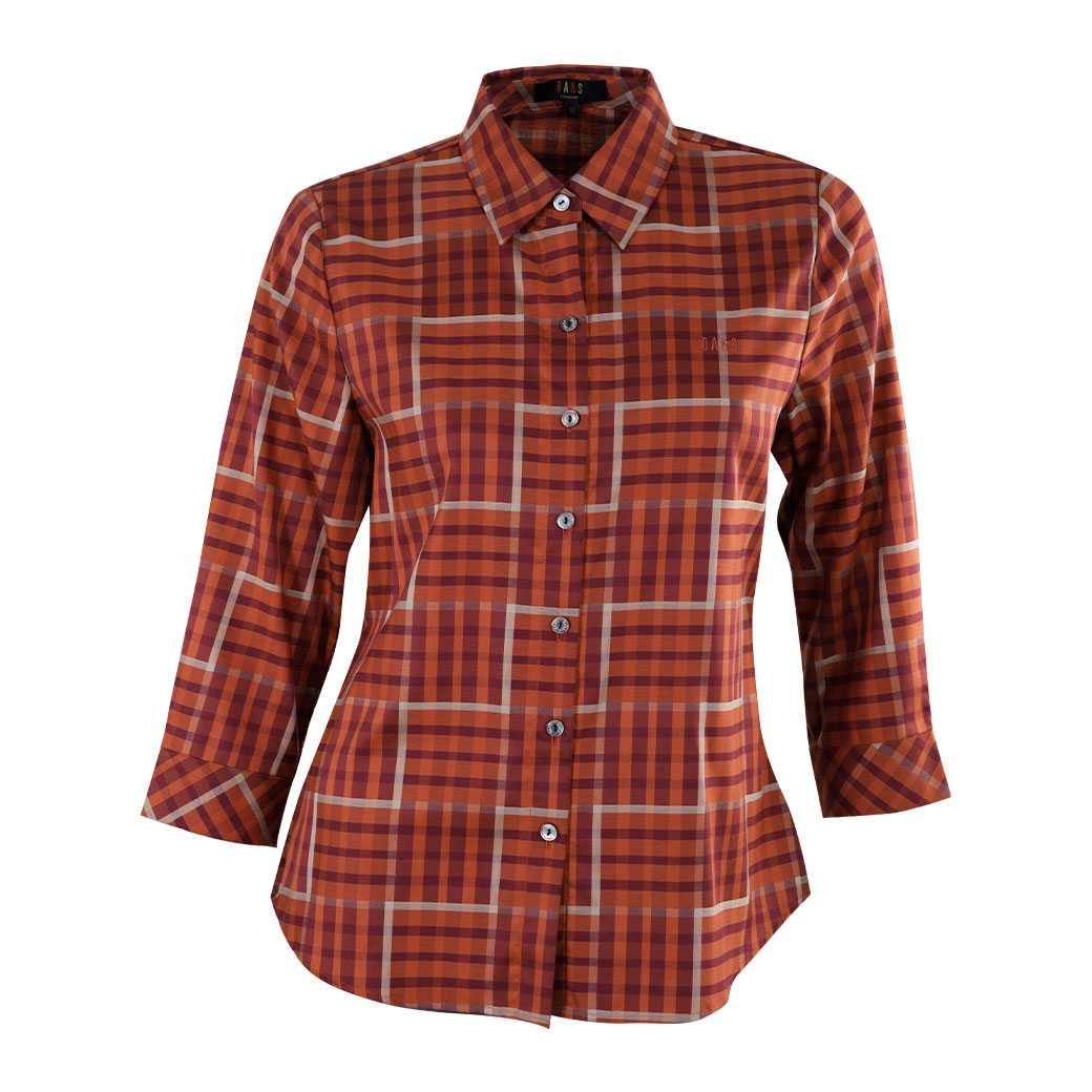 เสื้อเชิ้ตผู้หญิงแขนยาว ผ้าลายในตัวสีแดง ทรง Regular Fit  (WACR512W3RE)