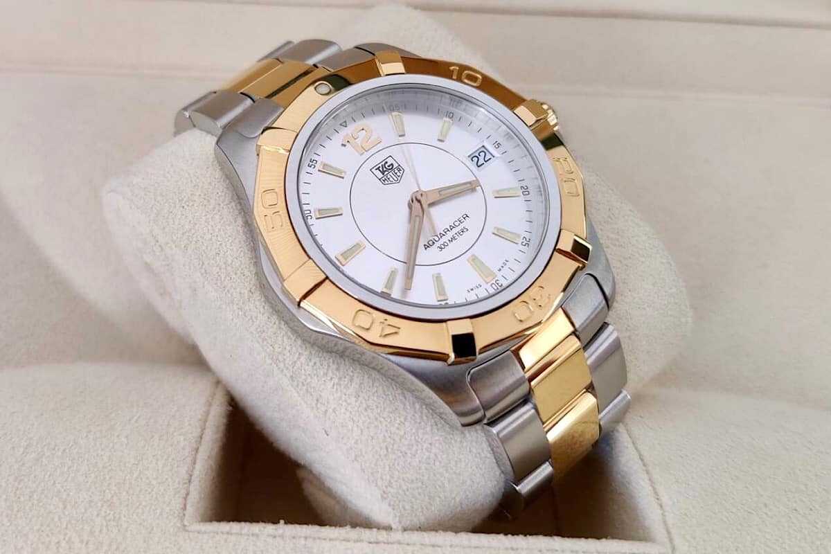 TAH HEUER Aquaracer 300M (Ref. WAF1120)