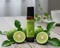 Aroma Oil Kaffir Lime (น้ำมันหอมระเหย กลิ่นมะกรูด) 10ml.