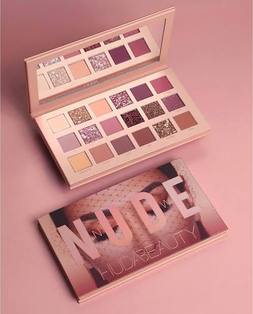 (10%OFF🛍) HUDA BEAUTY The New Nude Eyeshadow Palette