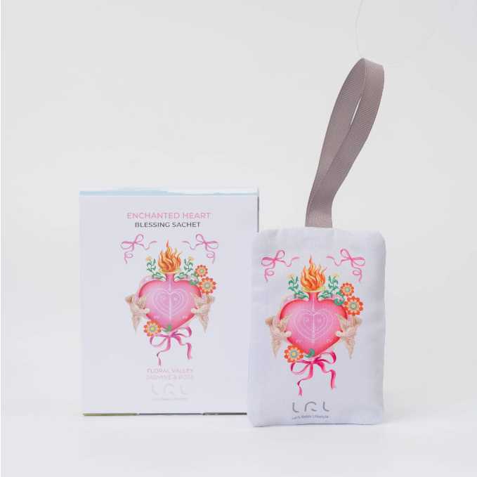 ถุงหอม LRL Floral Valley Blessing Sachet 40 g. (กลิ่น Jasmine & Rose)