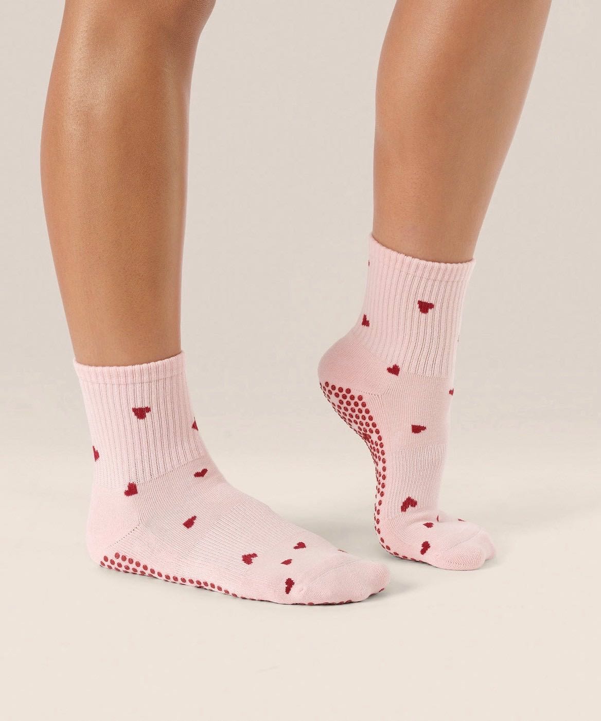 ✨BEST✨  Crew Grip Socks - Love Me Pink