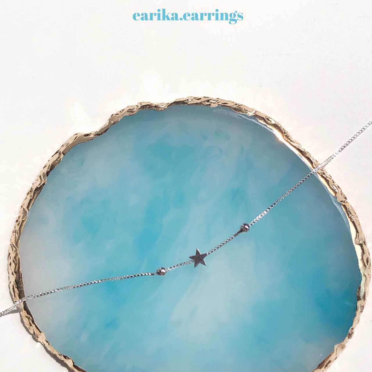 earika.earrings - tiny star bracelet สร้อยข้อมือจี้ดาวเงินแท้ ปรับขนาดได้ เหมาะสำหรับผิวแพ้ง่าย