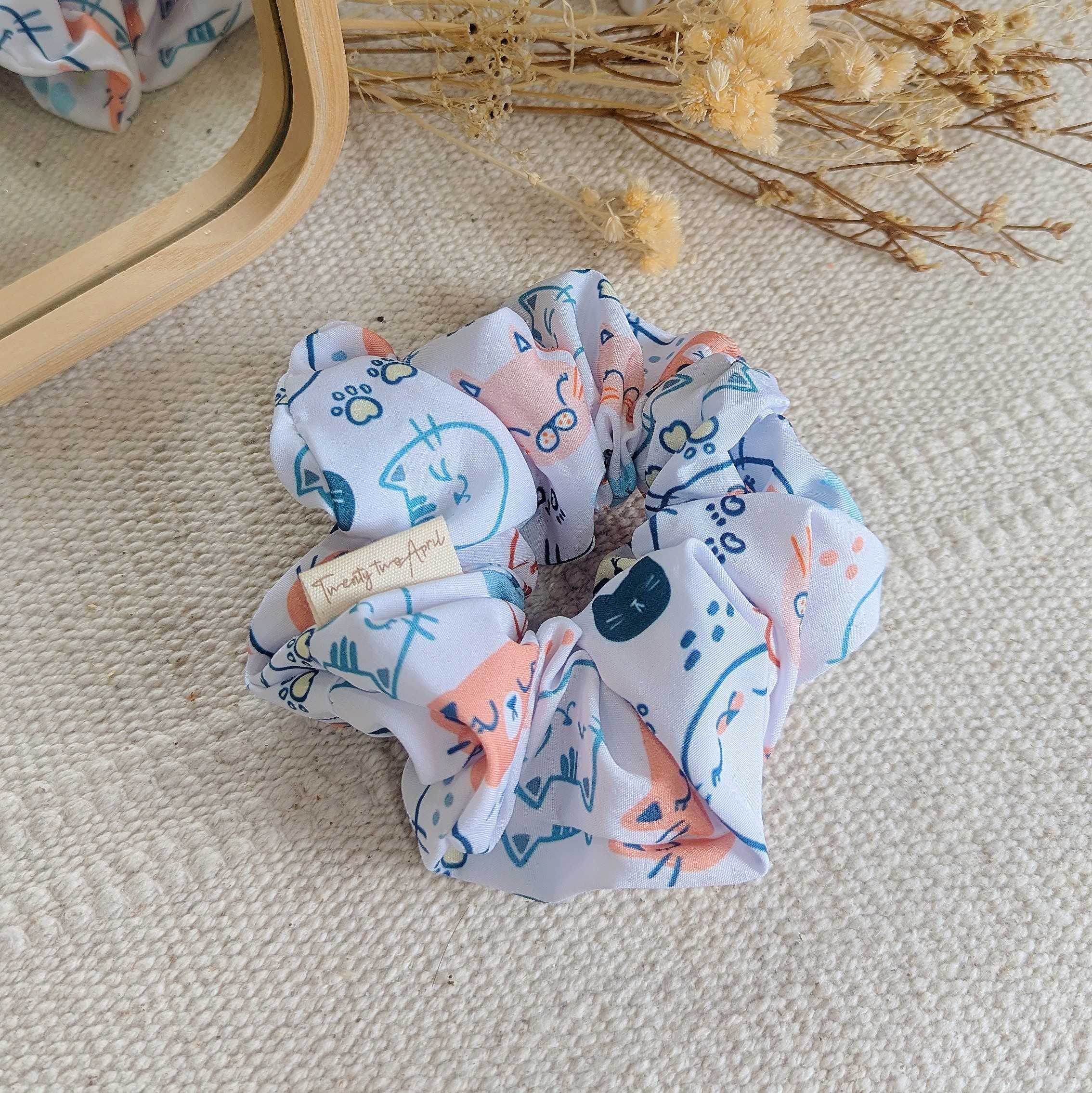 Flower Scrunchie ยางมัดผม (No.21)