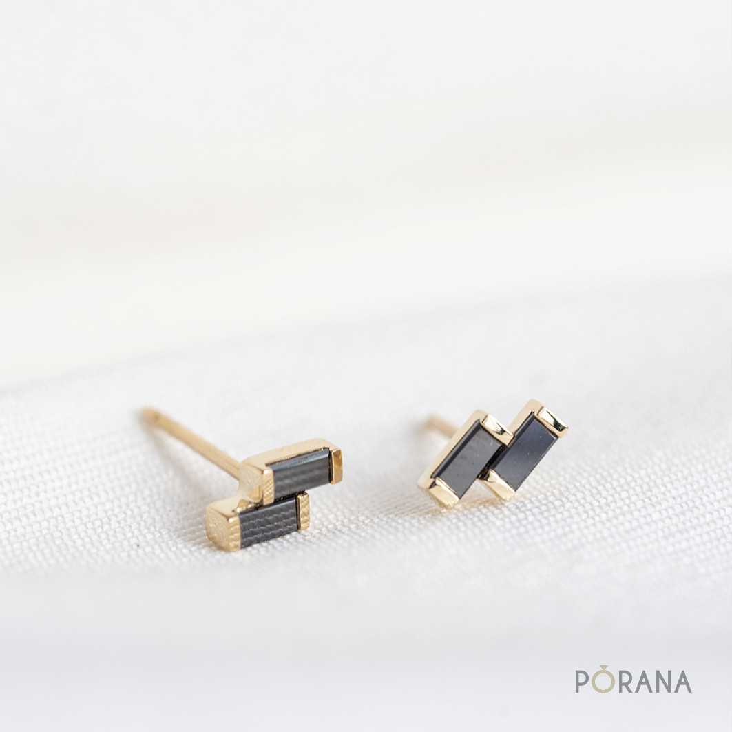 Double Baguette Black Diamond stud earrings ต่างหูสายฟ้าดำคู่ใหญ่ E0003B