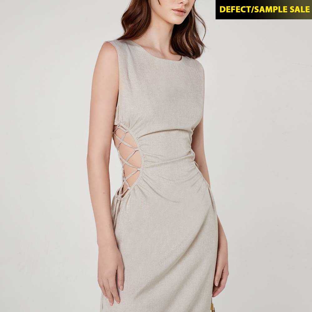 🔴[SALE]•Sandra Dress