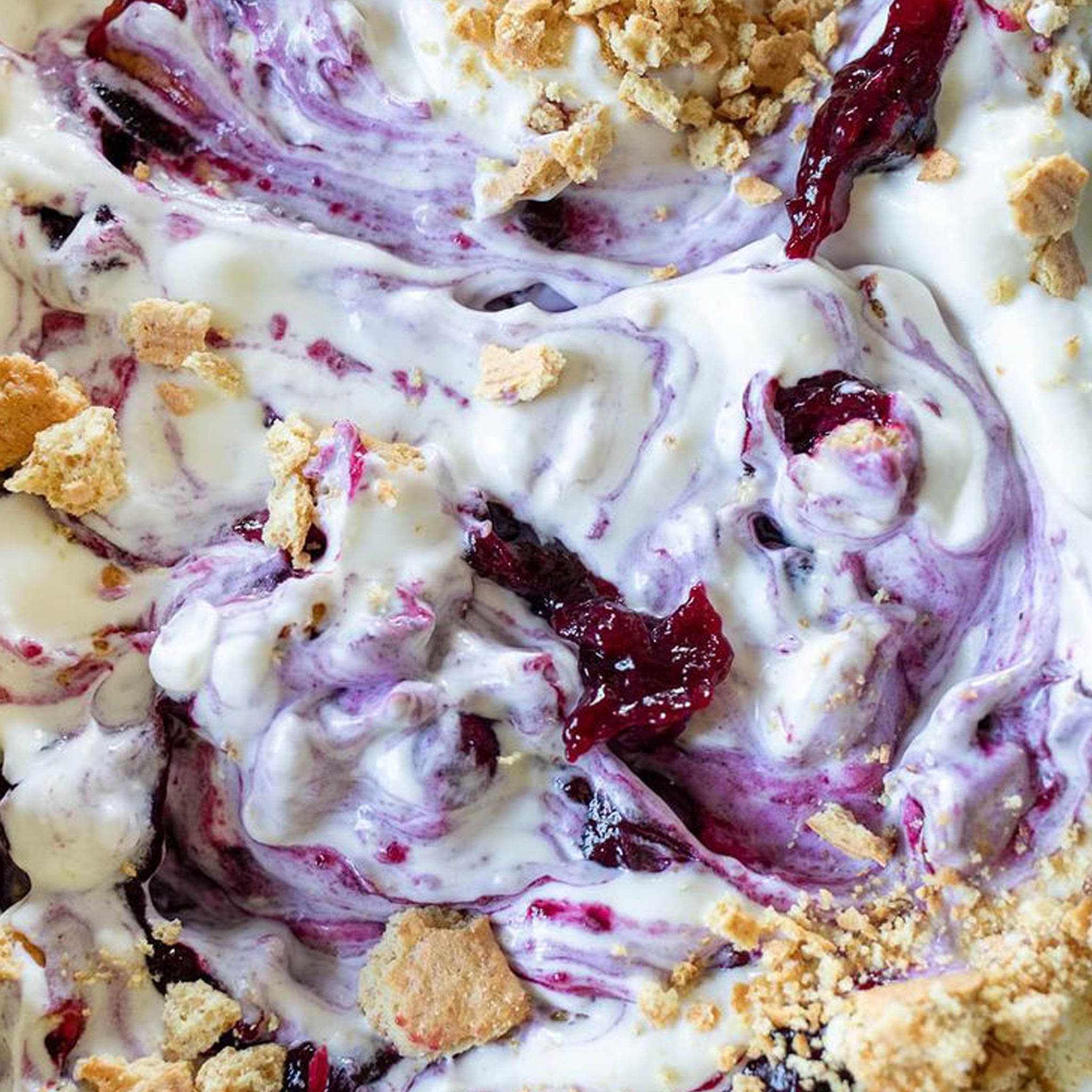 Yogurt Blueberry Crumble - โยเกิร์ตบลูเบอร์รี่ครัมเบิล