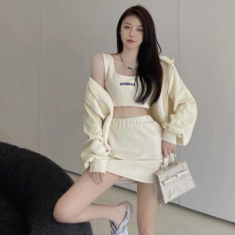 ชุดวอร์มกันหนาว 3 ชิ้น งานป้ายใส่สบาย