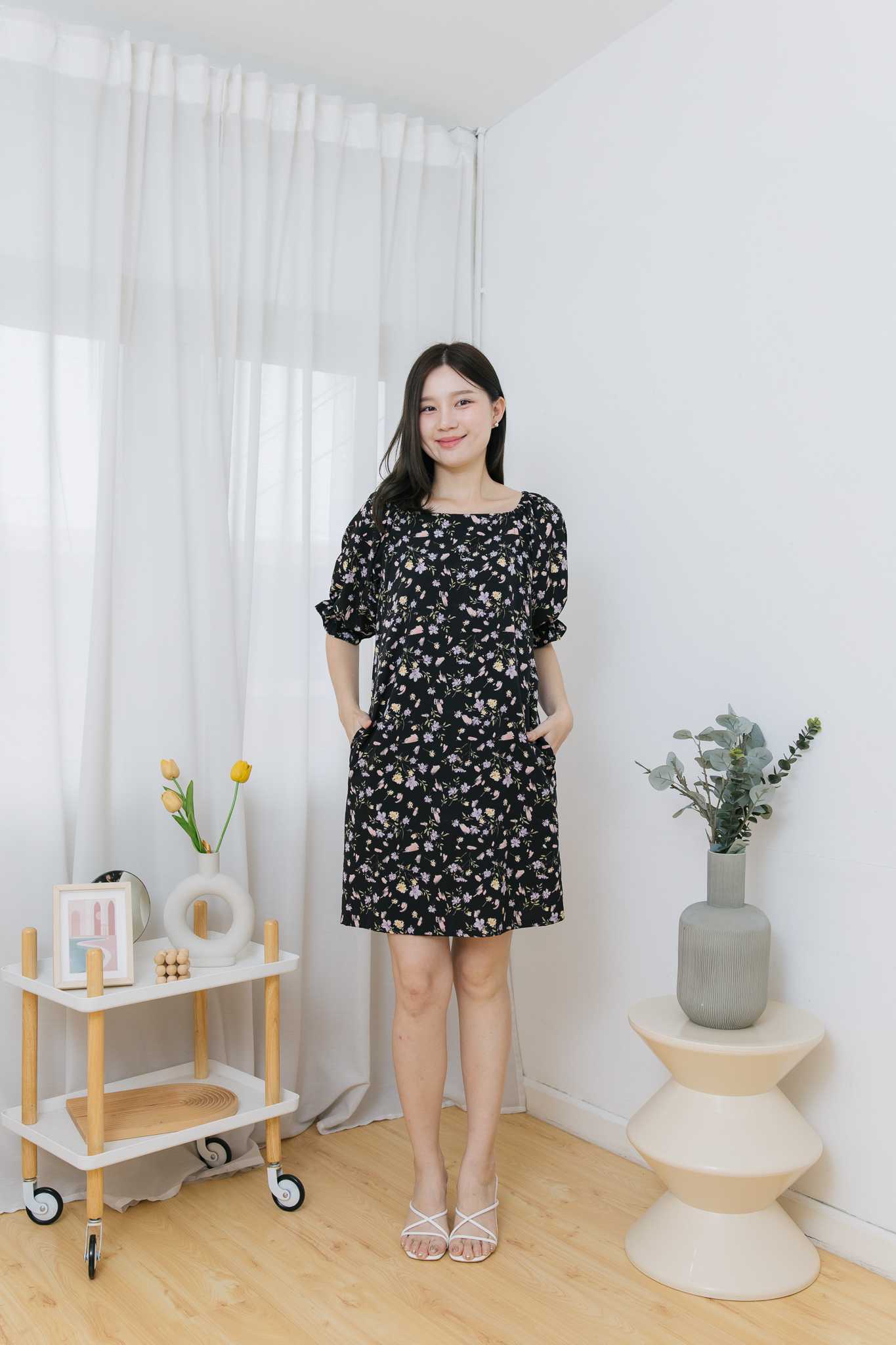 ชุดให้นม Black floral lovely dress