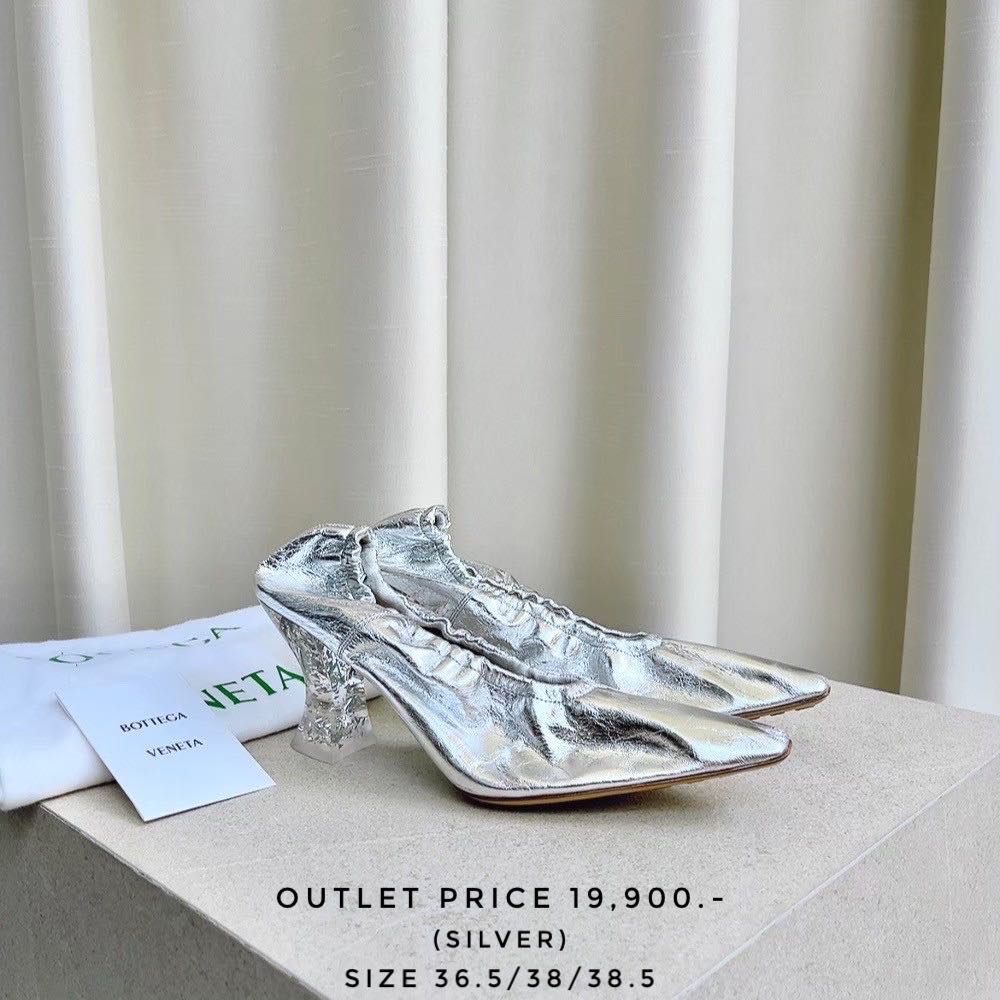 Bottega Veneta Silver Pumps