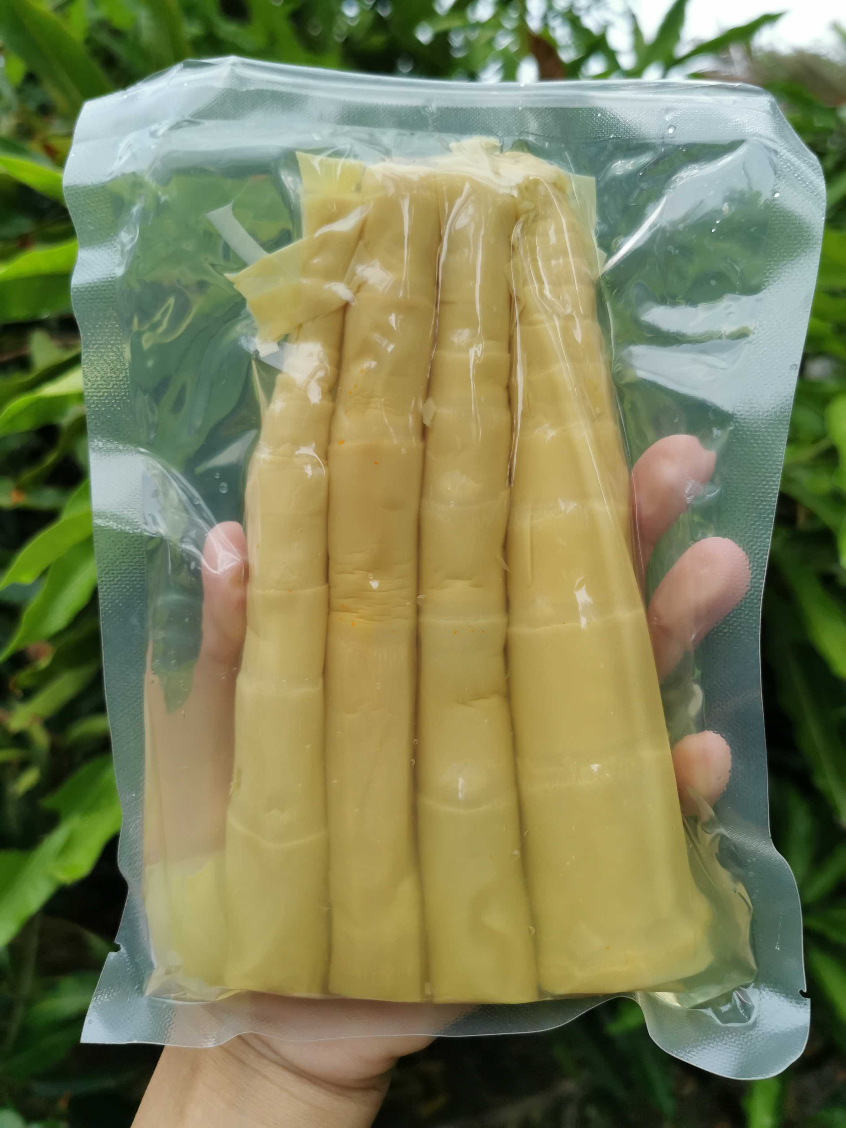 หน่อไม้รวกแท่งต้มสุกในน้ำเกลือ ซอง 300g