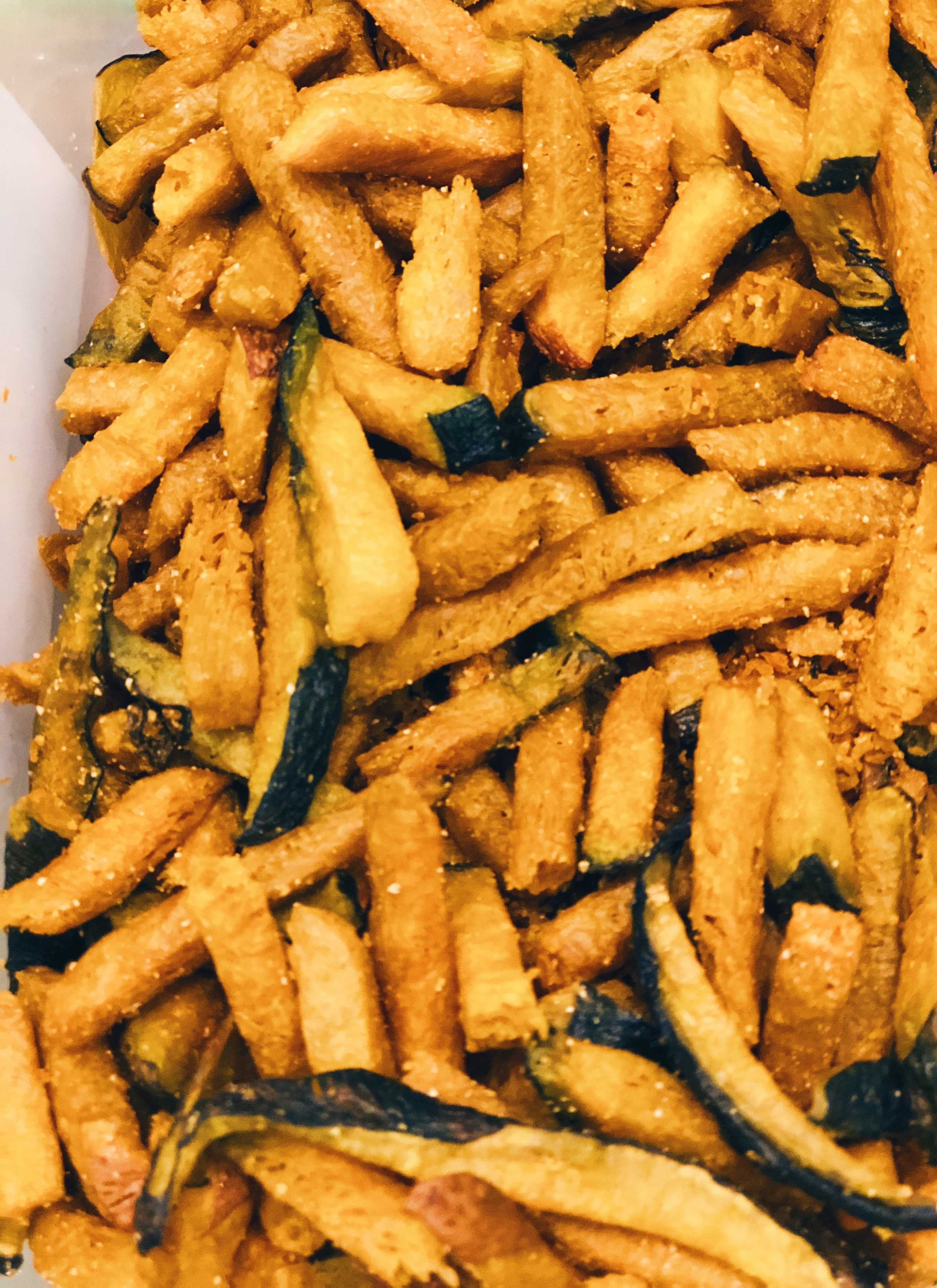 ฟักทองแท่ง รสลาบ (Pumpkin Chips-Larb-Flavor)