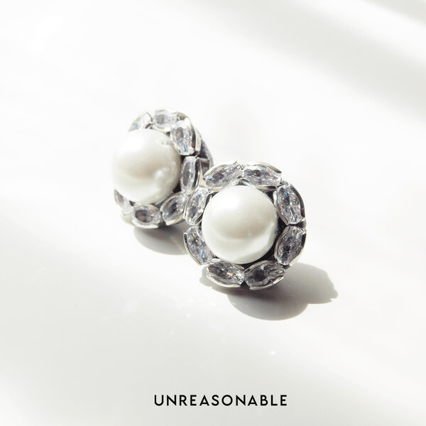 ต่างหูมุก เพชร CZ Pearl stud earrings UA0902-01 Unreasonable Accessories