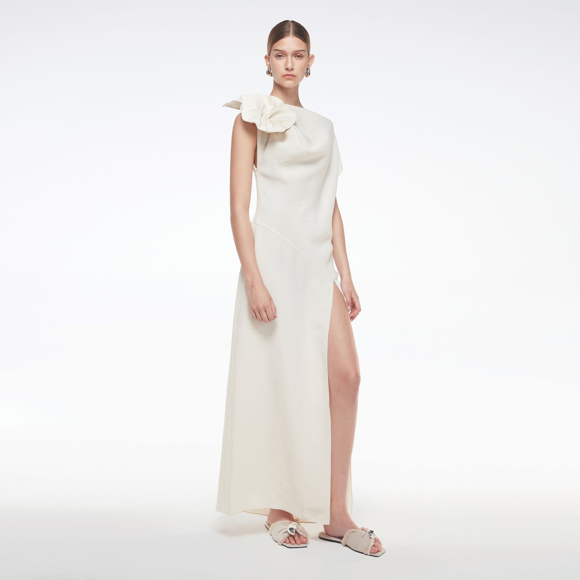 Silver Dew Signature Dress with Detachable Leaf Brooch