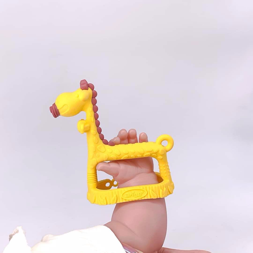 ยางกัดเด็ก ยางกัดอังจู ยางกัดยีราฟคล้องมือ 3D ยางกัดเสริมพัฒนาการ จากเกาหลี แท้