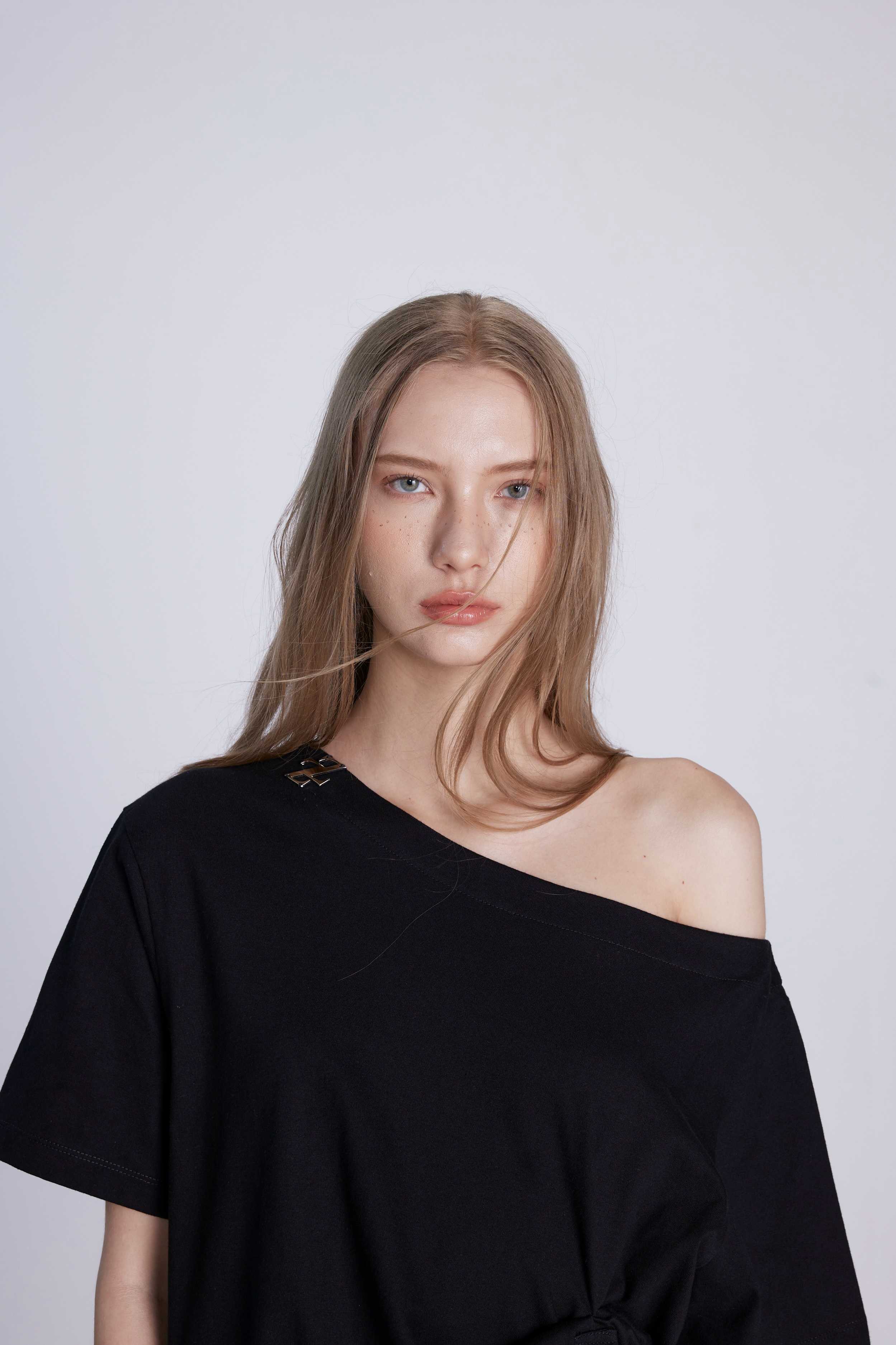 ZAVEN 003 Glint