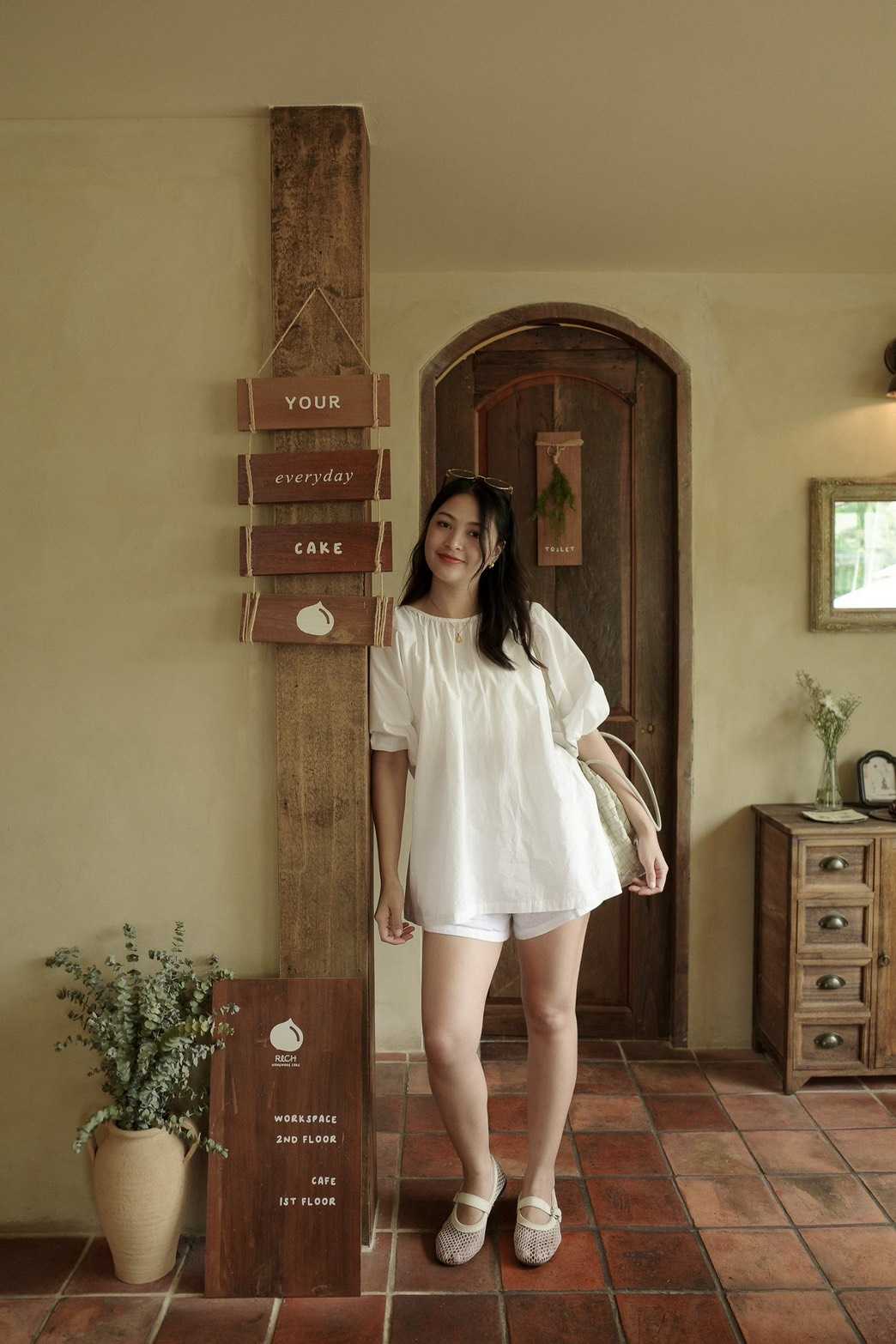 Li lac ไลแลก เสื้อแขนสั้นผูกโบว์หลัง