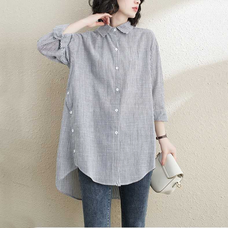 เสื้อเชิ้ตลายริ้วทรง oversize แบบเก๋น่ารักใส่ได้ตลอดจ้า ผ้านิ่มมากๆใส่สบายไม่ร้อน -สีดำ