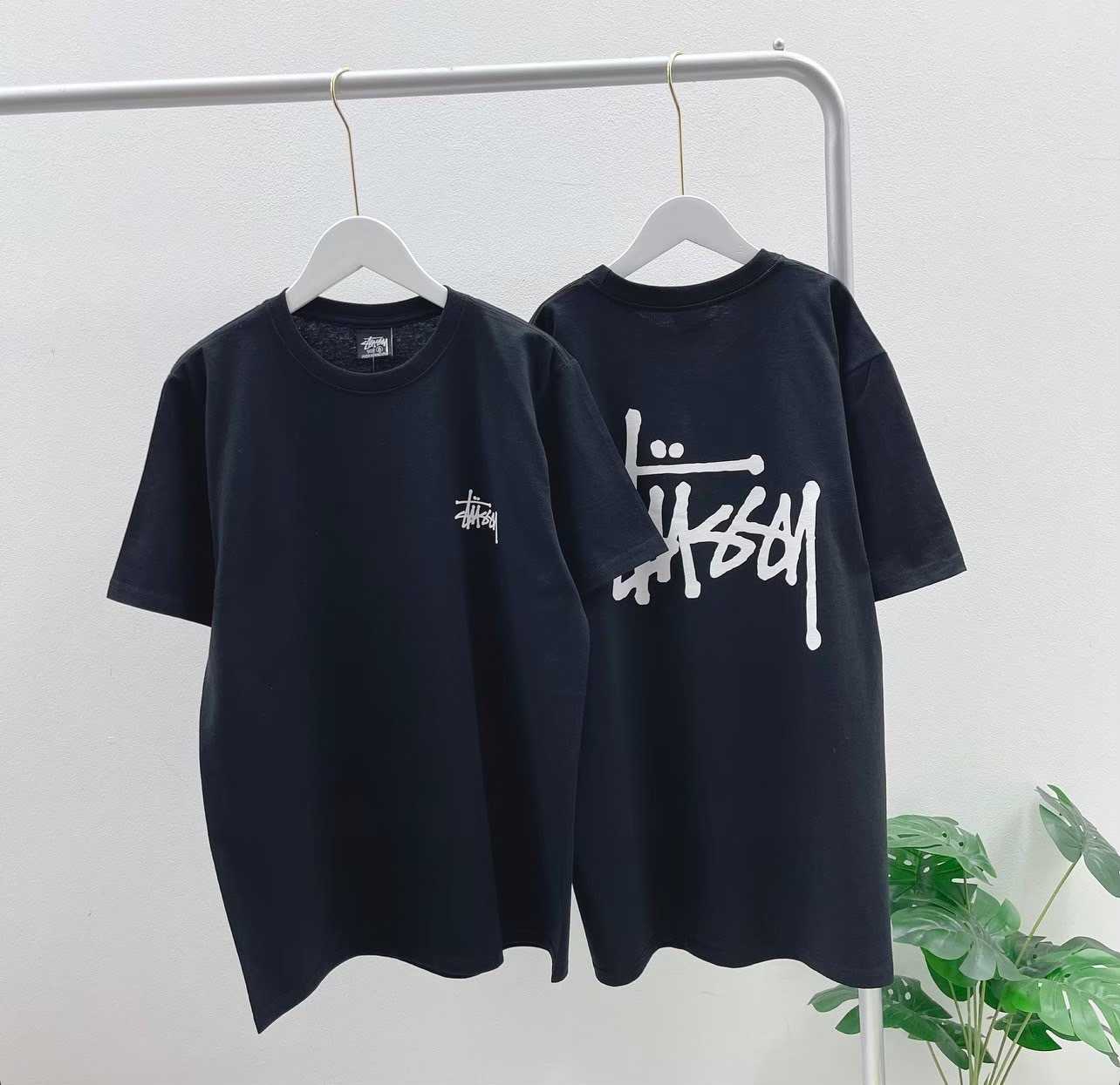 Stussy Basic Tshirt ( Black )