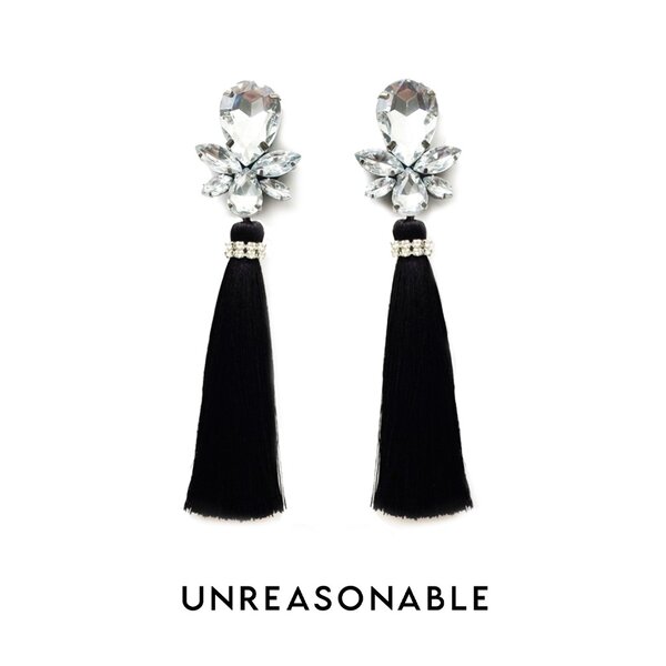 ต่างหูพู่ Tassel Earrings สีดำ ต่างหูคลิป ต่างหูก้านเงินแท้ น้ำหนักเบา สวยใส่สบาย UA0111-01 Unrea...