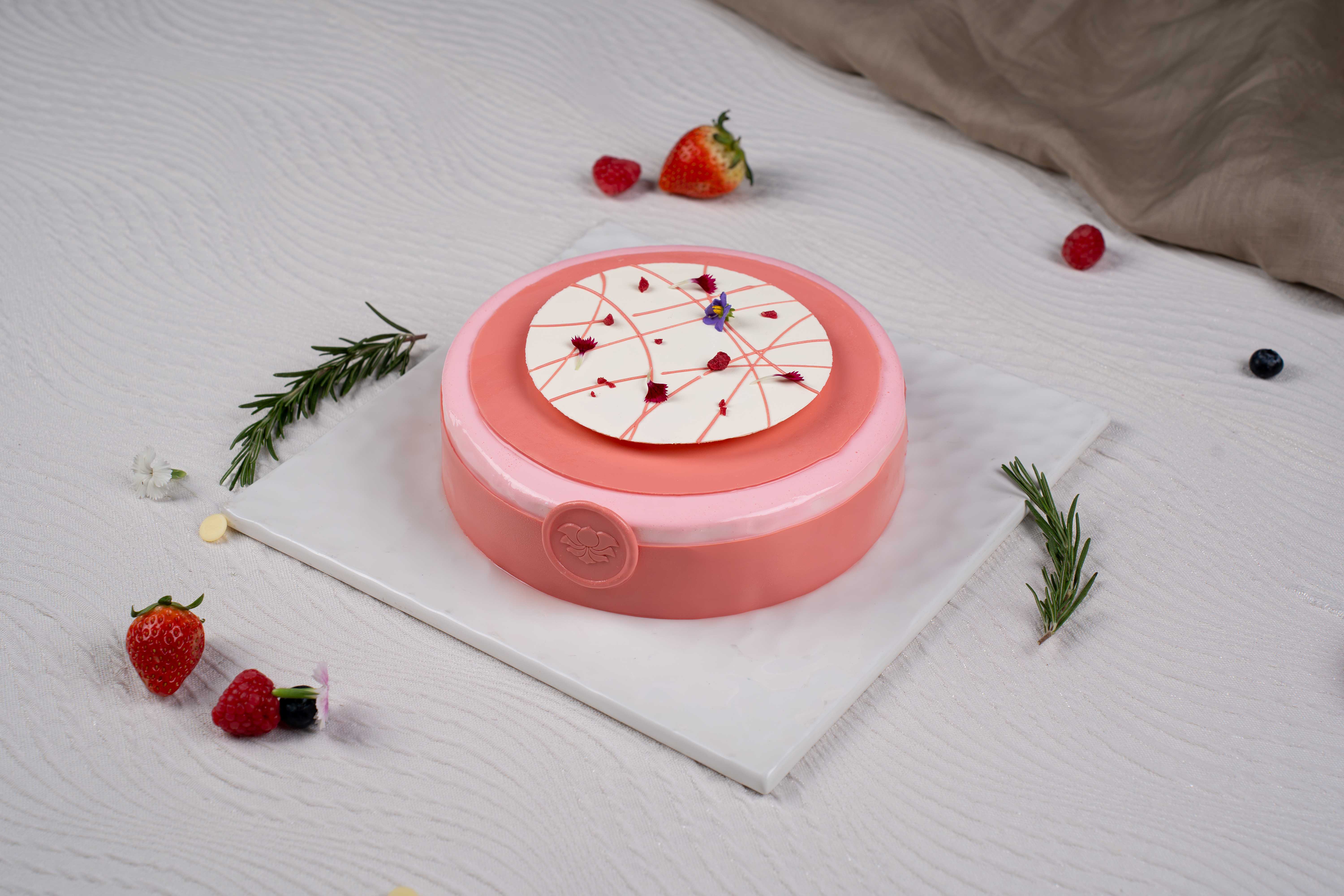 [Pre-order] Coconut Yoghurt Berry Mousse Cake