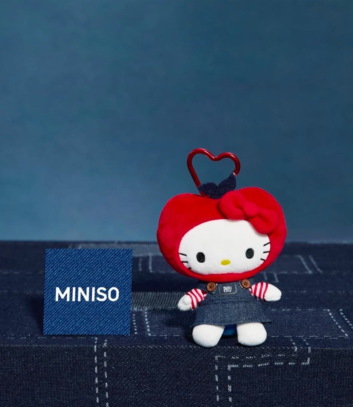 HELLO KITTY DENIM DRESS APPLE HEAD x Miniso 