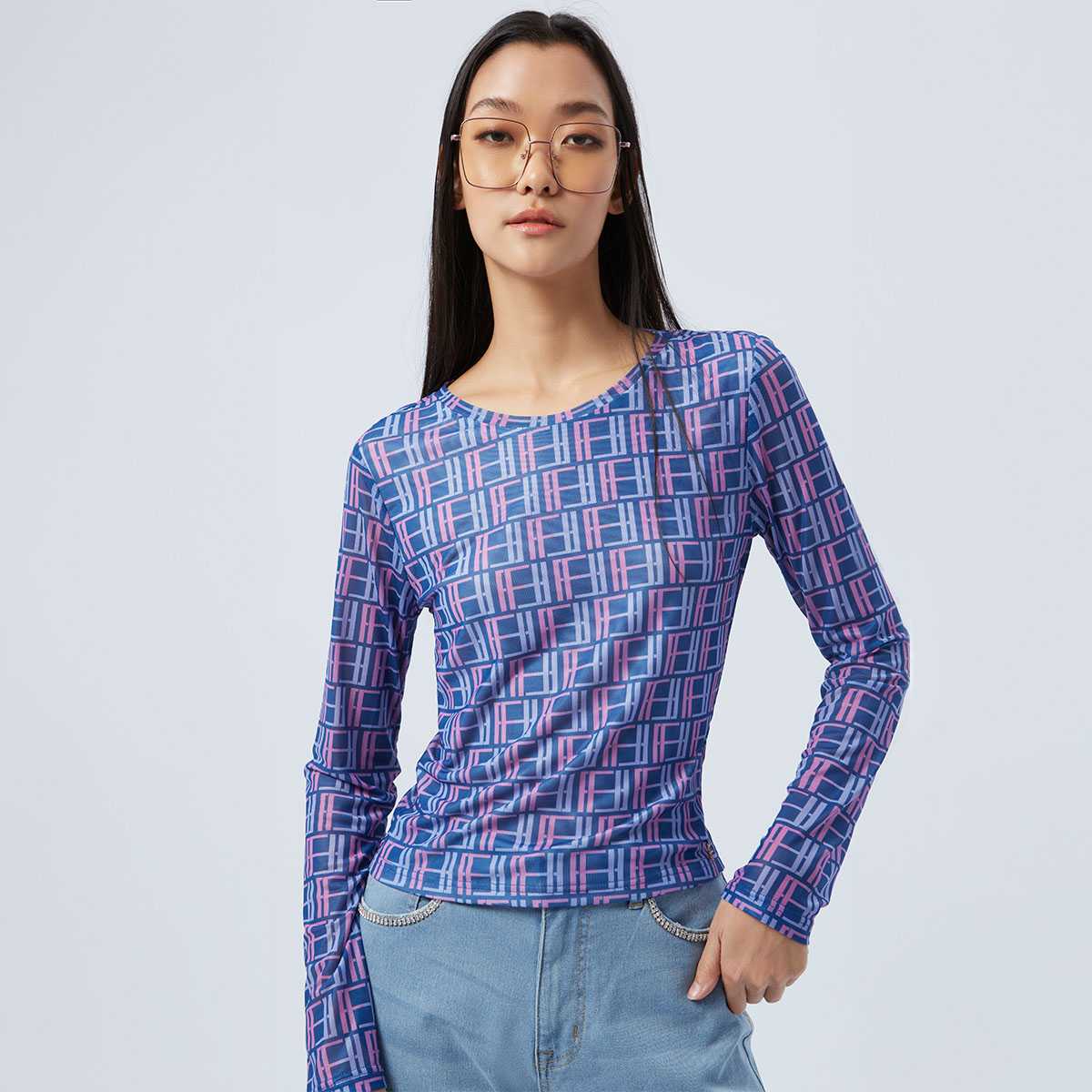 เสื้อผ้าตาข่ายลายโมโนแกรม | FF Logo Monogram Print in Mesh Fabric | 06270