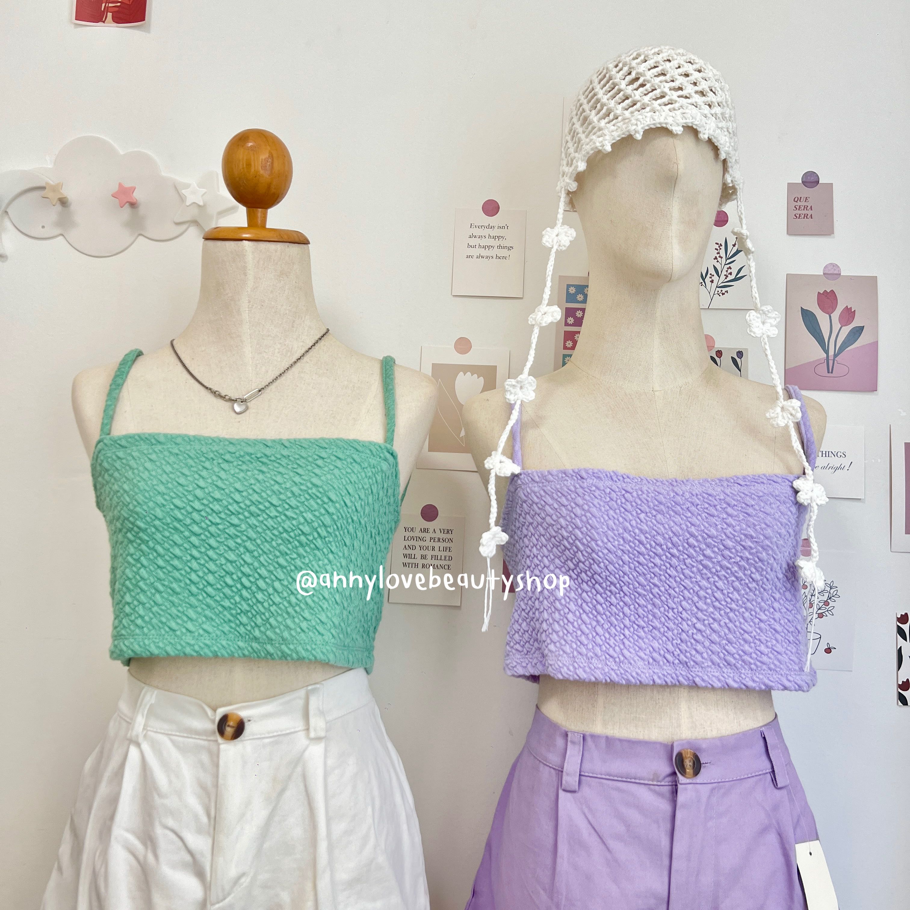 เสื้อครอปสายเดี่ยว ผ้าลายขนแกะ