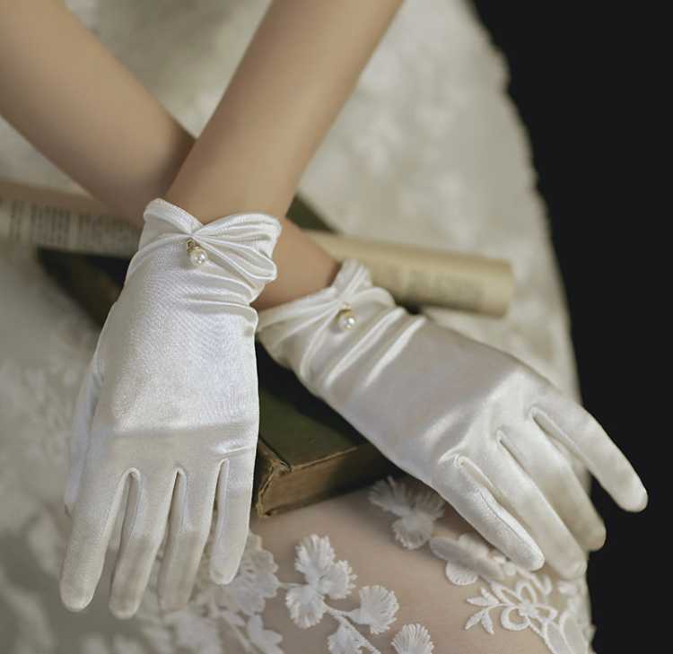 ถุงมือเจ้าสาว ถุงมือสีขาว รุ่นที่ 3