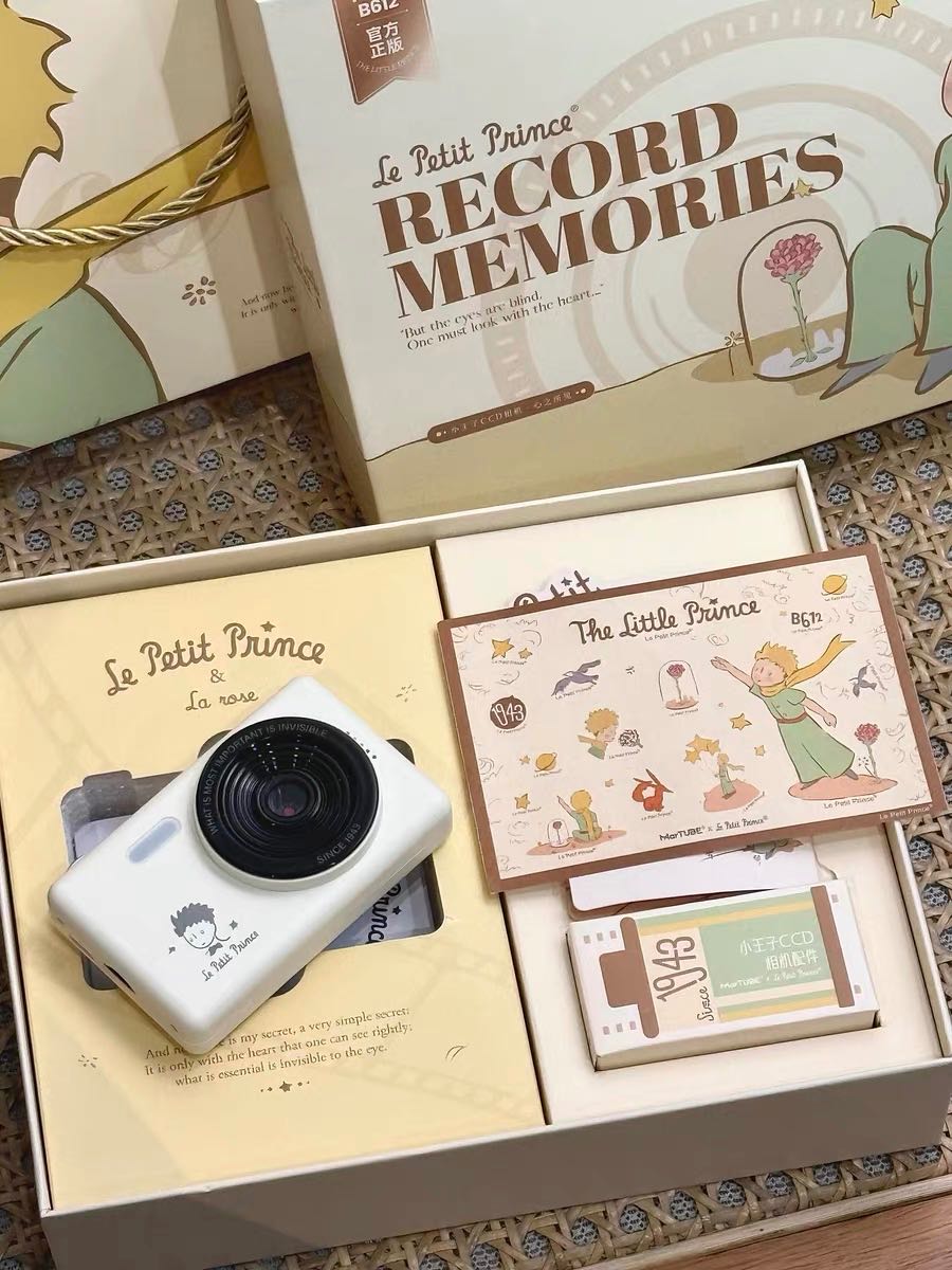 Pre-order 10-14days กล้องฟิล์มเจ้าชายน้อย🤴🏻💚 Le Petit Prince🌸🏰