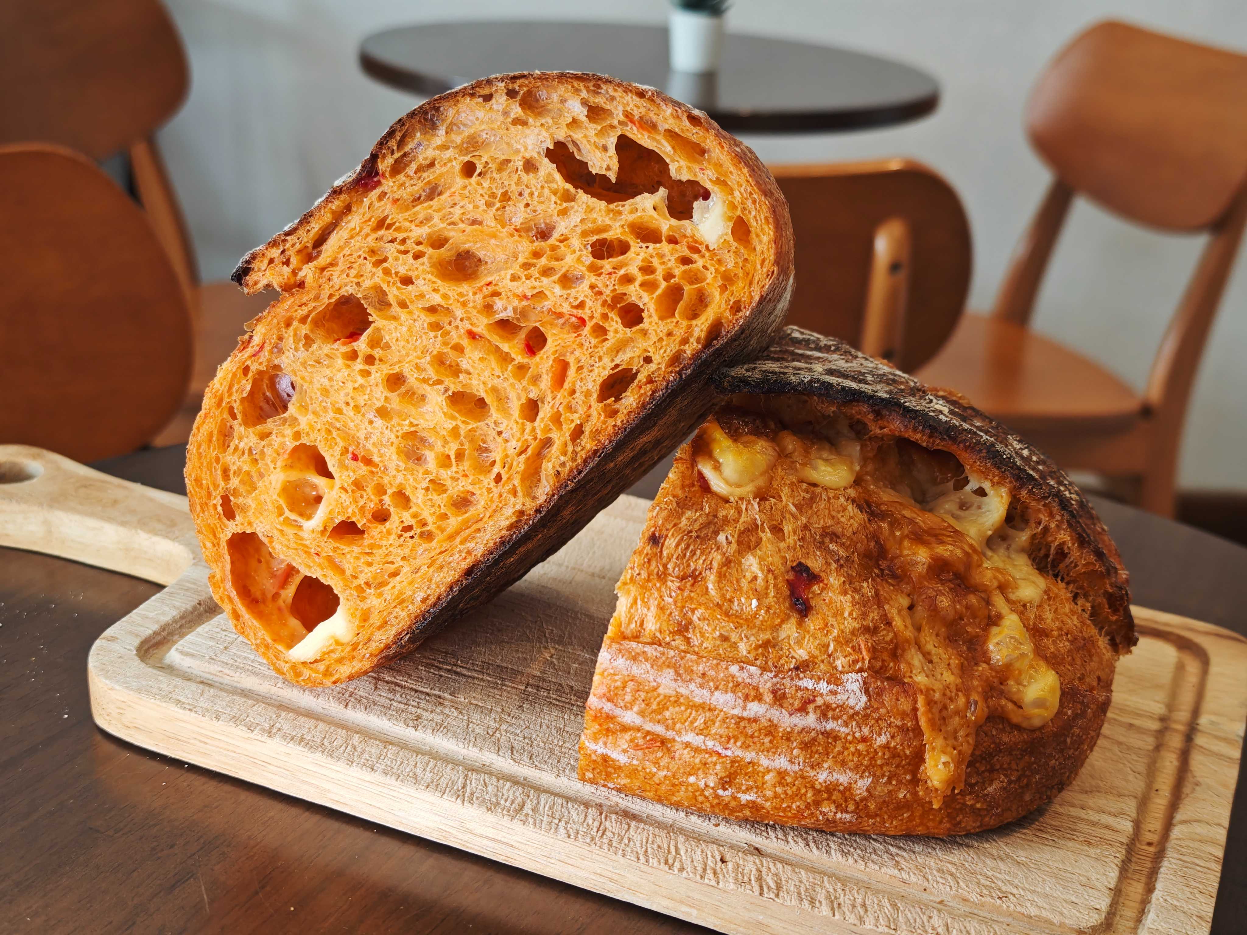 (Half) Sweet Pepper and Parmesan Sourdough Bread