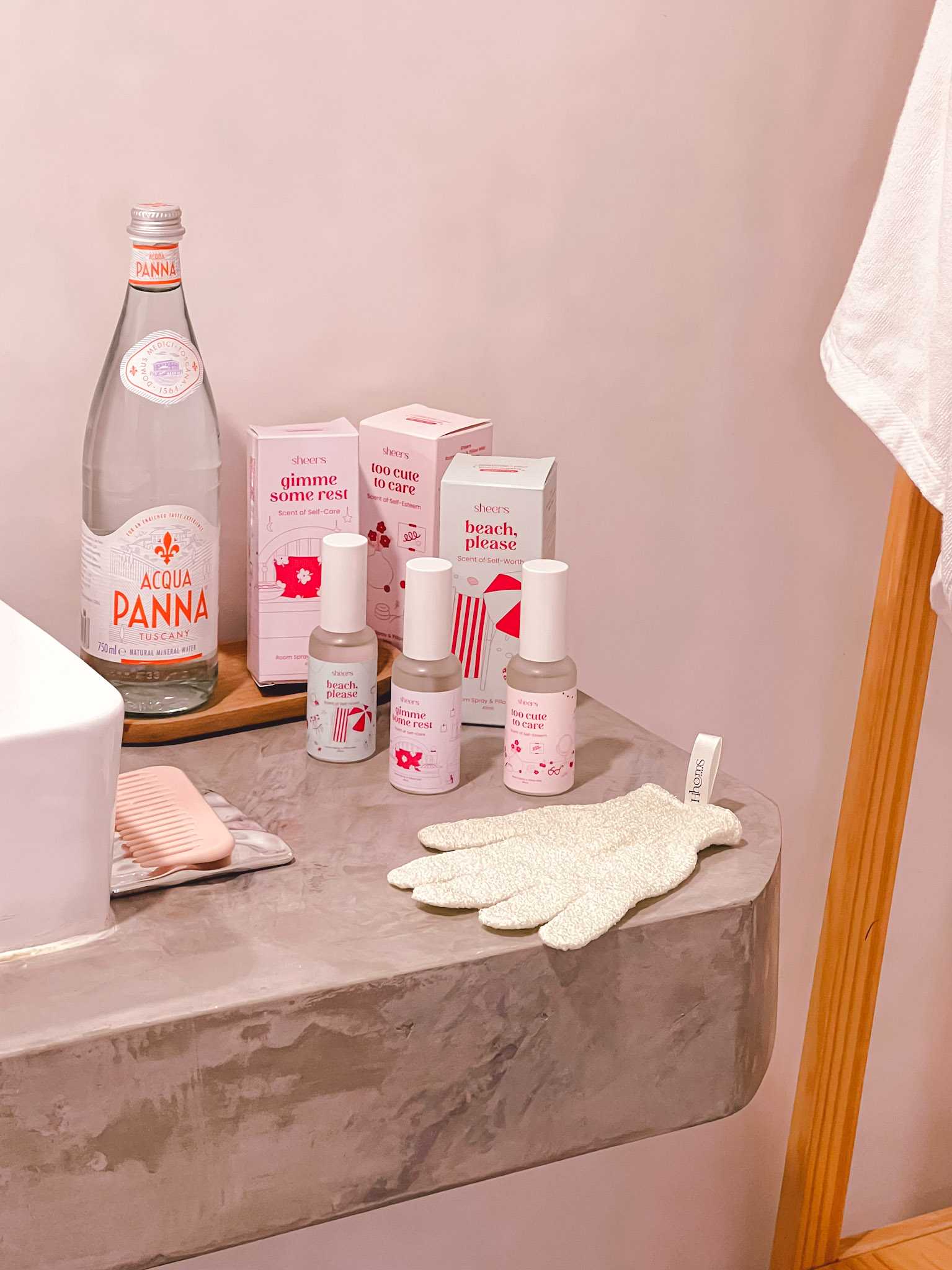 Sheers l Room Spray & Pillow Mist 45ml l Self-Love Scent Collection l สเปรย์หอมปรับอากาศและฉีดหมอน