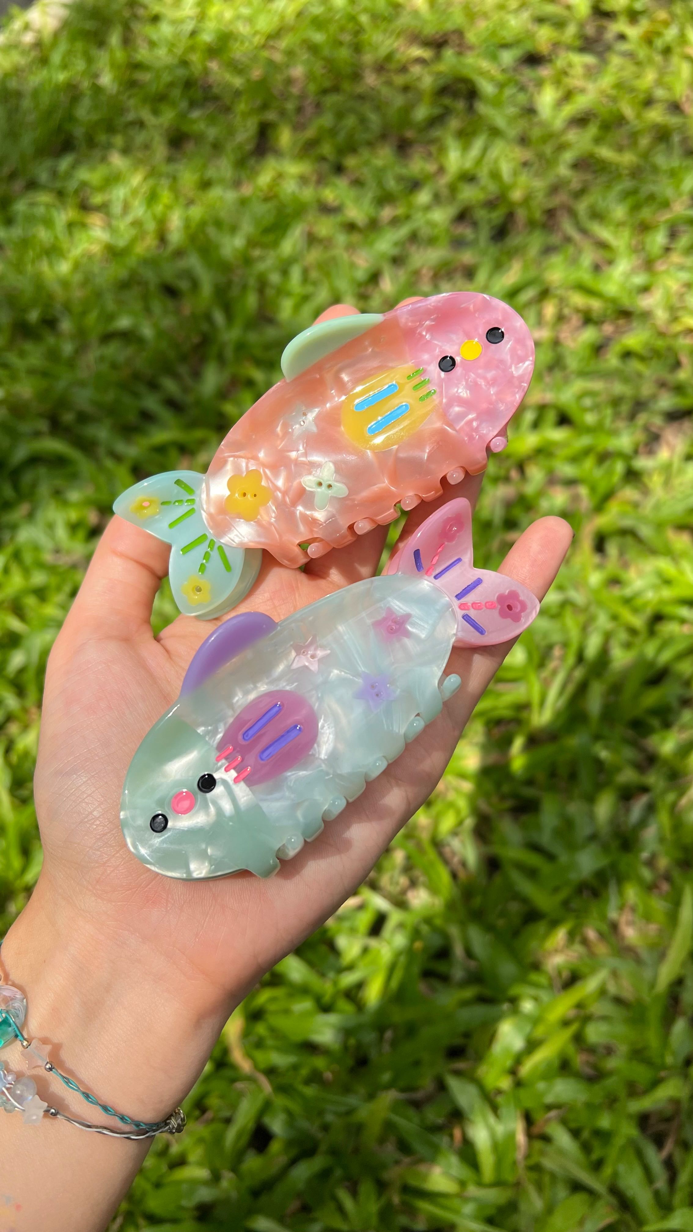 FAIRY FISH HAIR CLAW