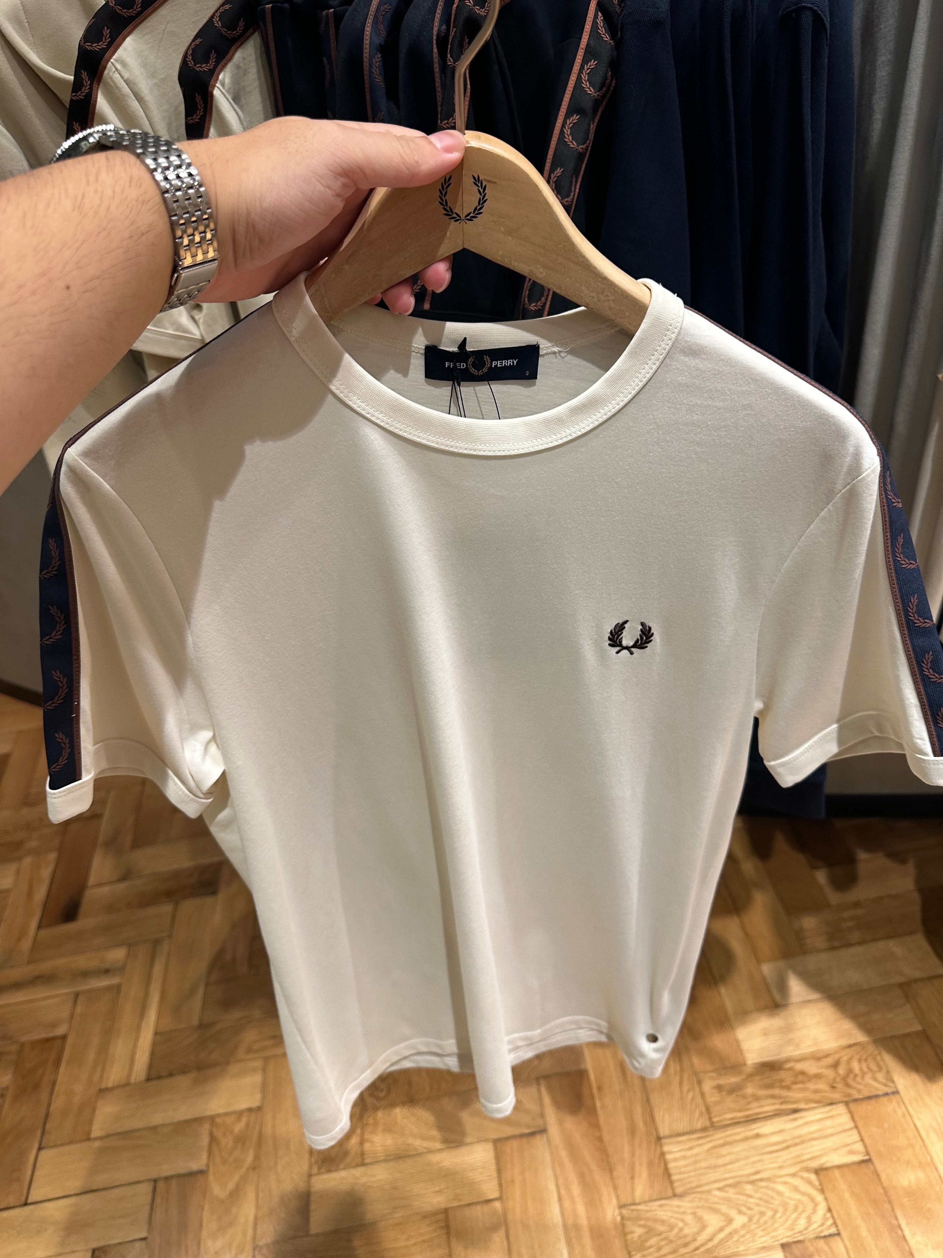 Fred perry tape ringer ขาวครีมแถบนำ้ตาล