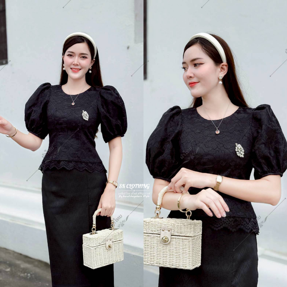 เสื้อลูกไม้ คอกลม แขนตุ๊กตาพองๆ  มีอก 32-44 นิ้ว ใส่ทำงาน ใส่งานพิธี ได้ลุุคลูกคุณหนูเรียบร้อยสุดๆ