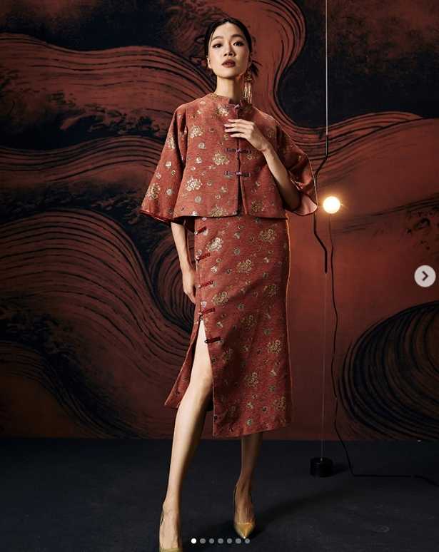 พร้อมส่ง #𝗔𝗦𝗔𝗬𝗔𝟰𝟭𝟮𝟰 𝗕𝘂𝗿𝗴𝘂𝗻𝗱𝘆 𝗝𝗮𝗰𝗾𝘂𝗮𝗿𝗱 𝗧𝘄𝗼-𝗣𝗶𝗲𝗰𝗲 𝗦𝗲𝘁 ✨ Size L