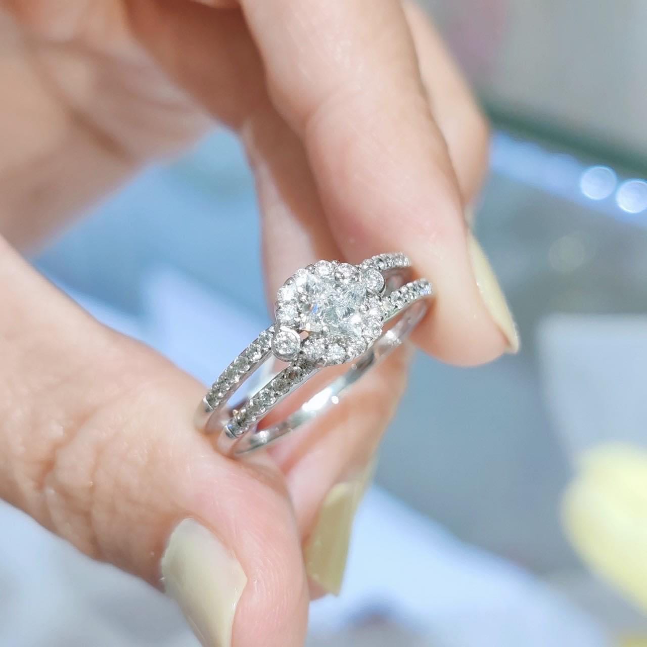 แหวนเพชรแท้ GIA  น้ำ 99 0.95กะรัต