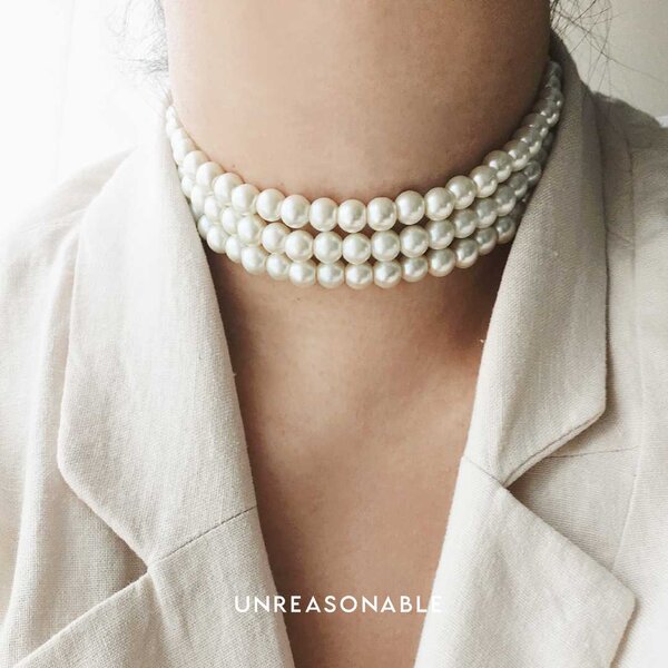 สร้อยคอมุกแก้ว 3 ชั้น CHOKER UA0338-01 Unreasonable Accessories
