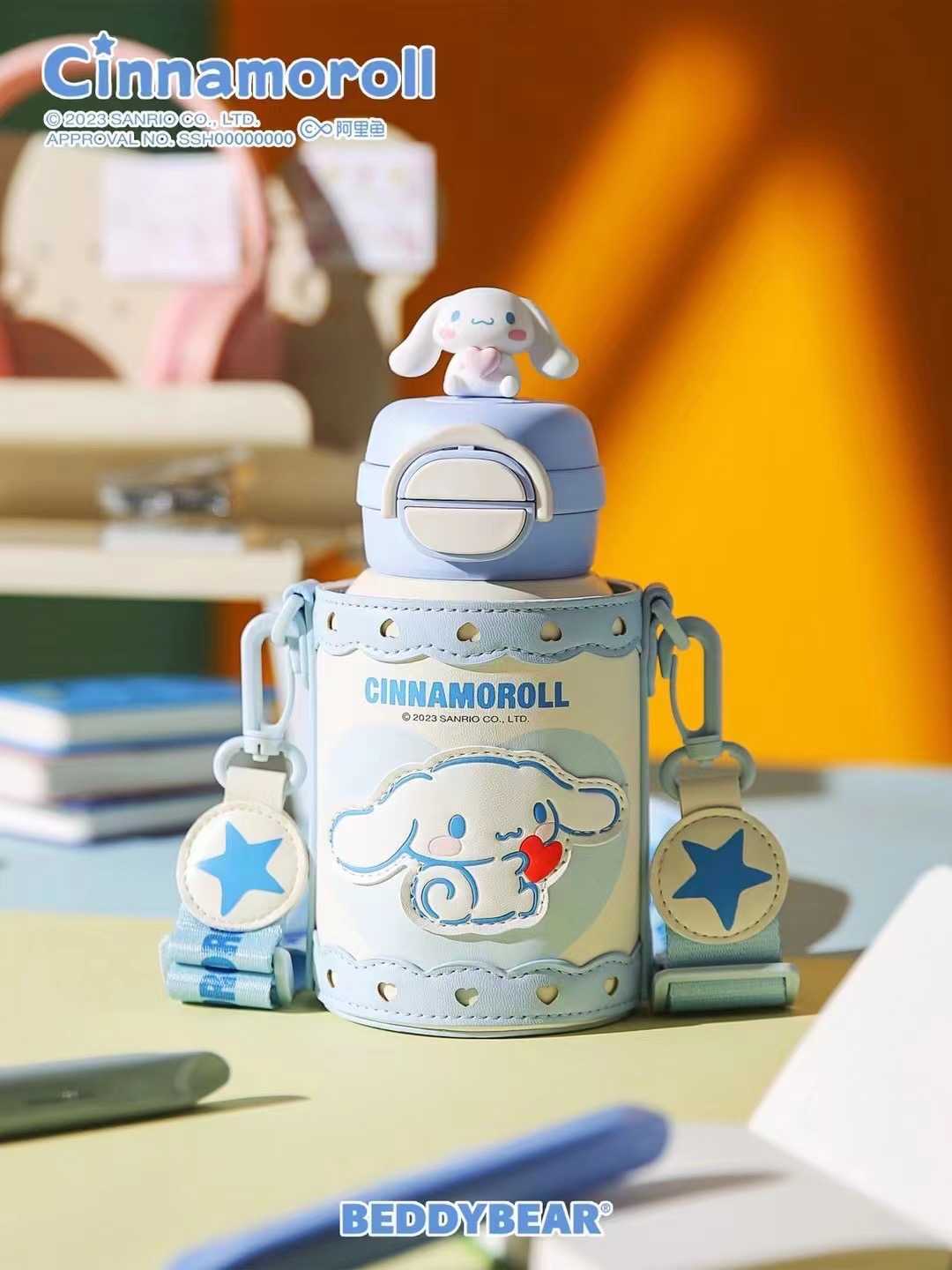 BeddyBearXCinnamoroll กระติกน้ำสูญญากาศสแตนเลส หลอดดูด/ยกดื่ม พร้อมกระเป๋าสะพาย BB011-008CR