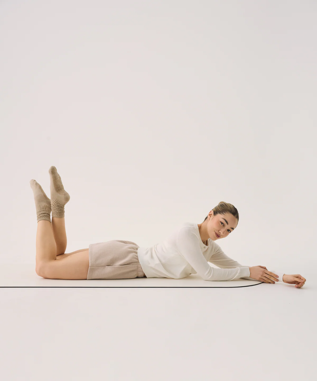 Scrunch Grip Socks - Latte