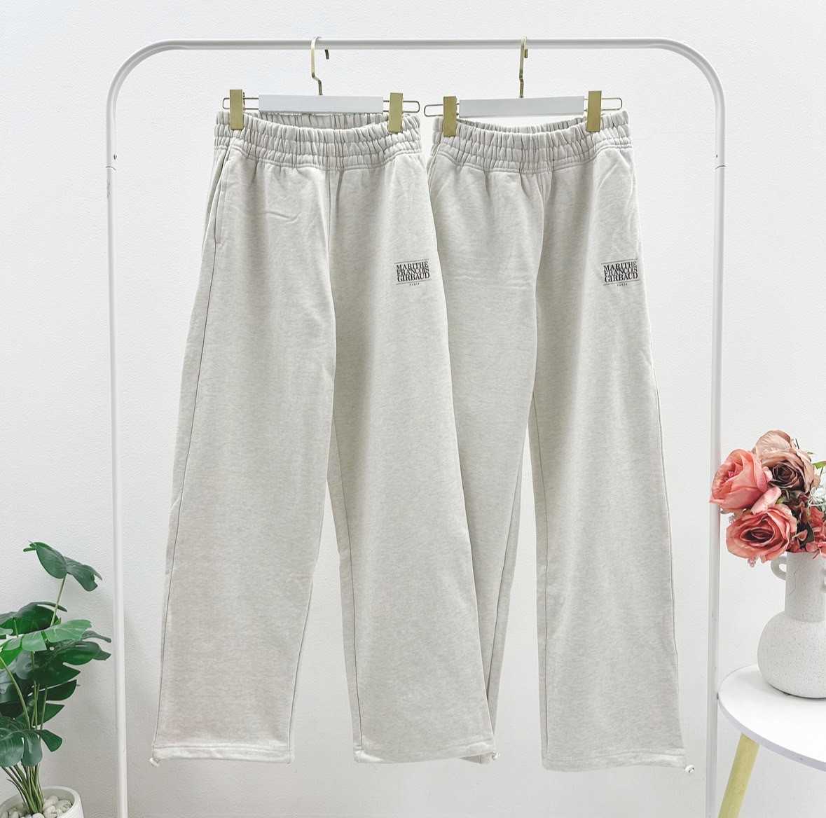 พร้อมส่ง Marithe Classic Sweatpant