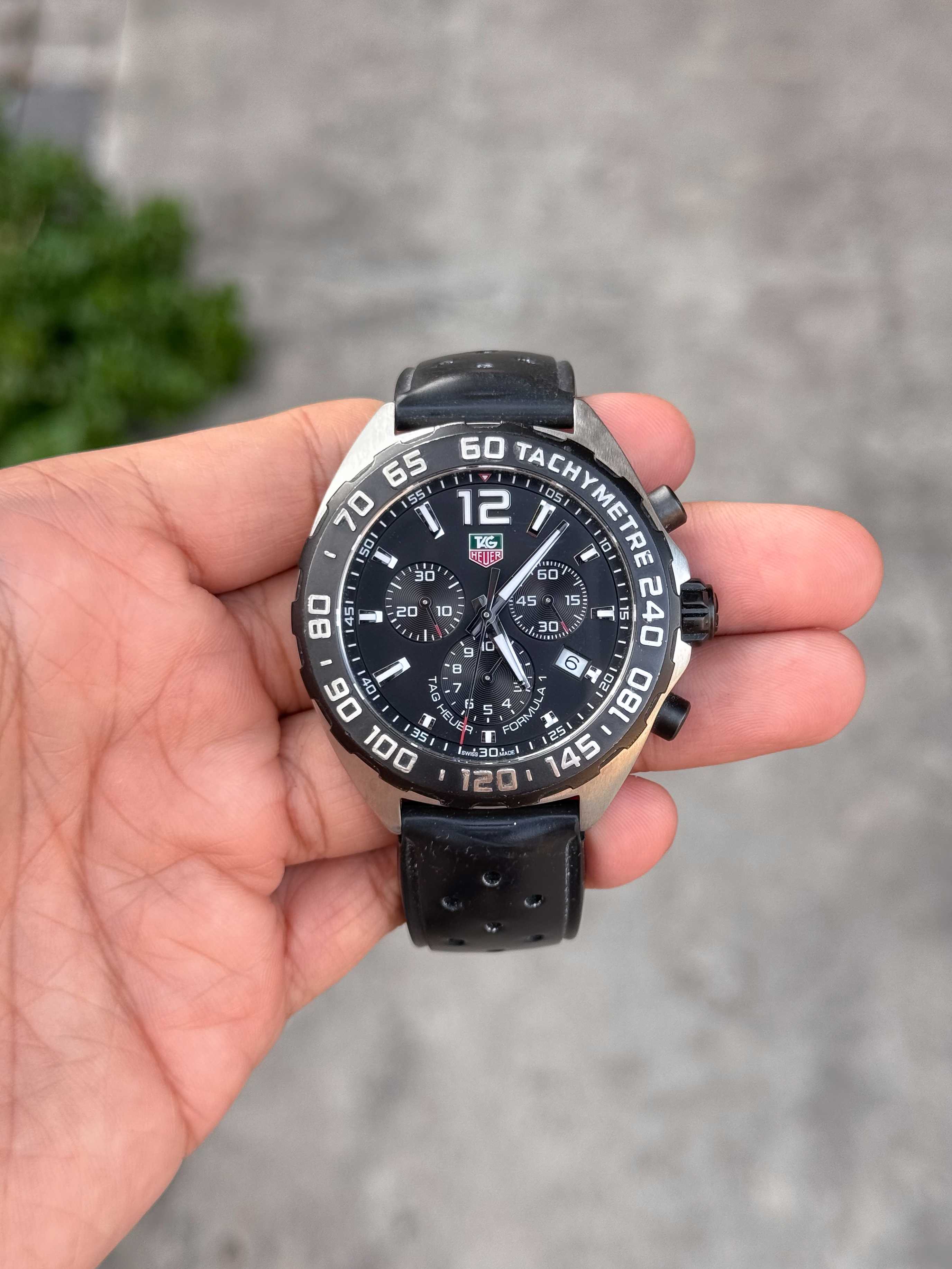 Tag Heuer F1 Chronograph King Size Quartz Black Dial