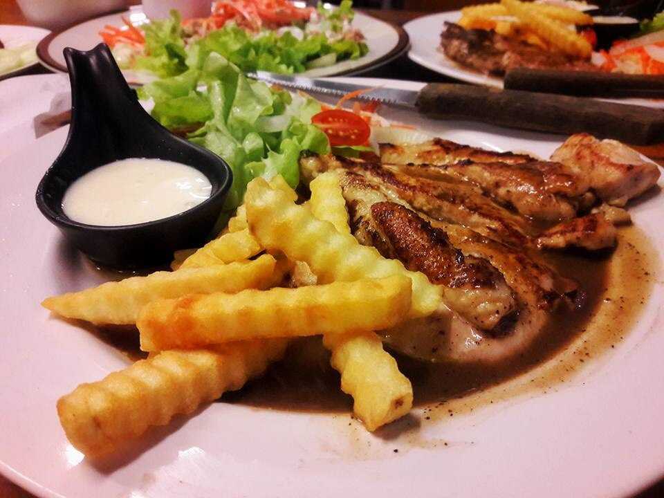 #02สเต็กไก่พริกไทยดำ (Chicken pepper Steak)