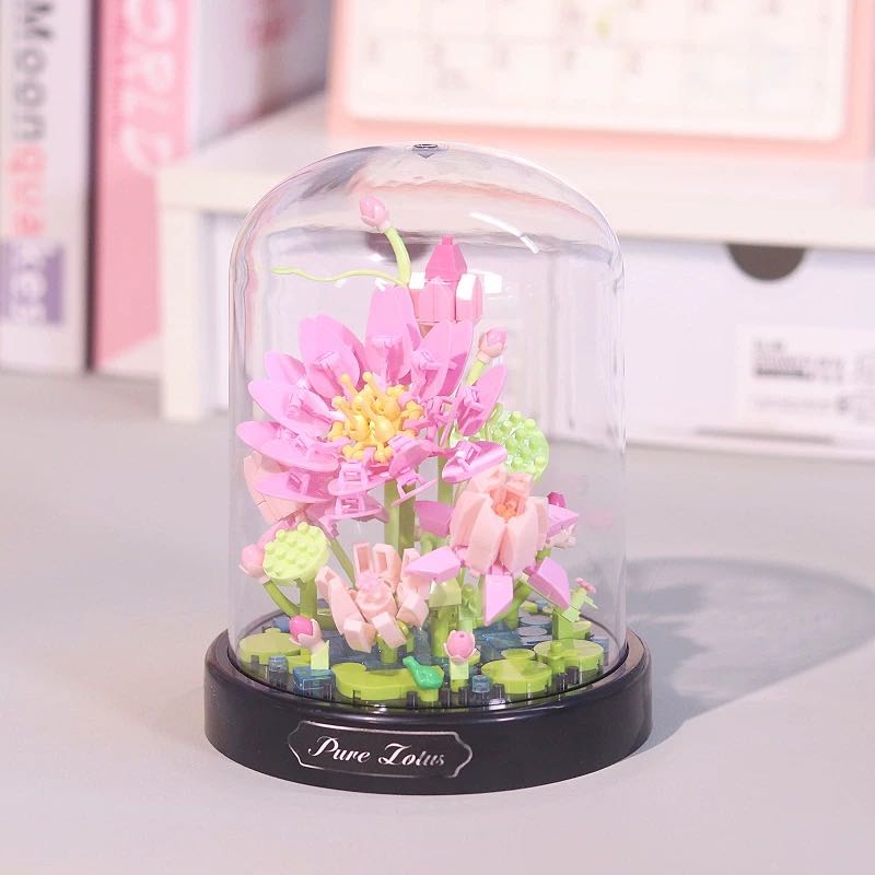 #New พร้อมส่ง เลโก้สวนดอกไม้แบบโดมครอบดอกบัว (ไฟตกแต่ง/ถุงกระดาษซื้อเพิ่มได้ค่ะ)