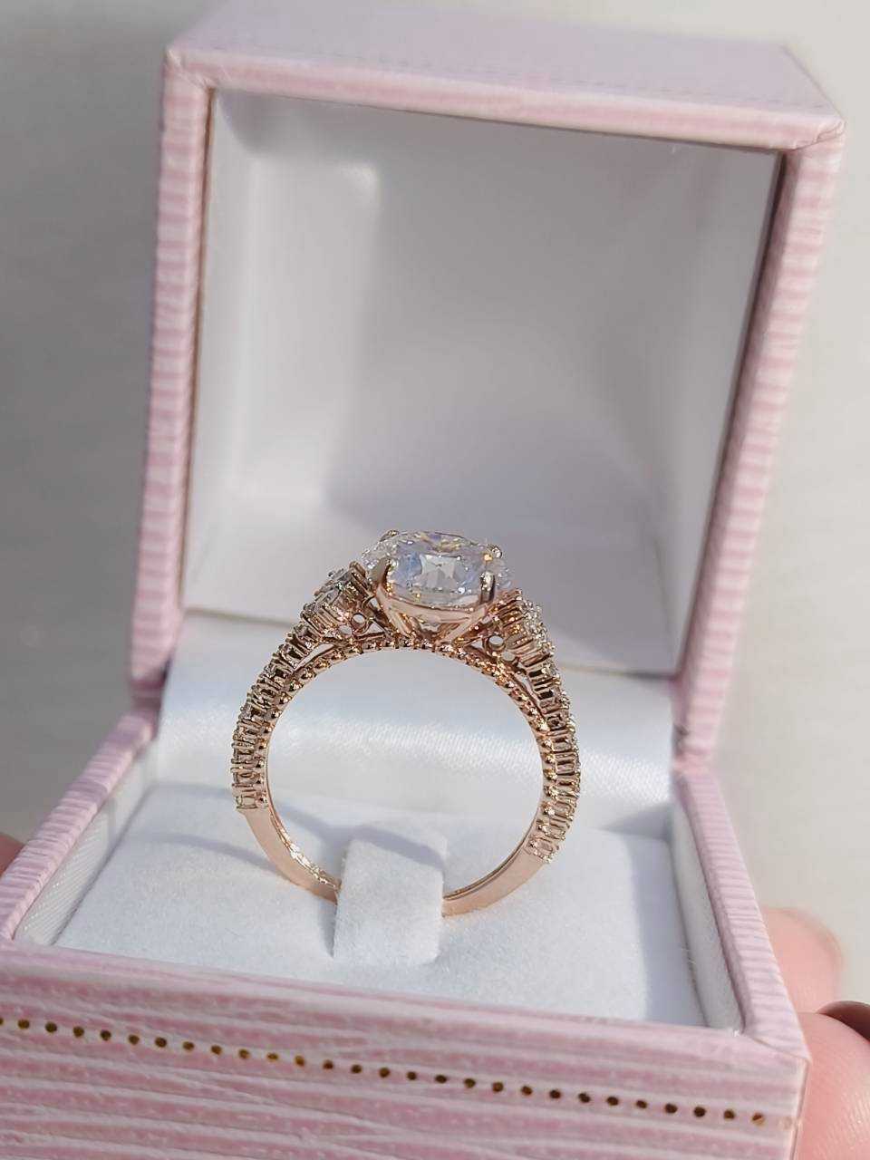 แหวนเพชร 3.08ct (18k) 
