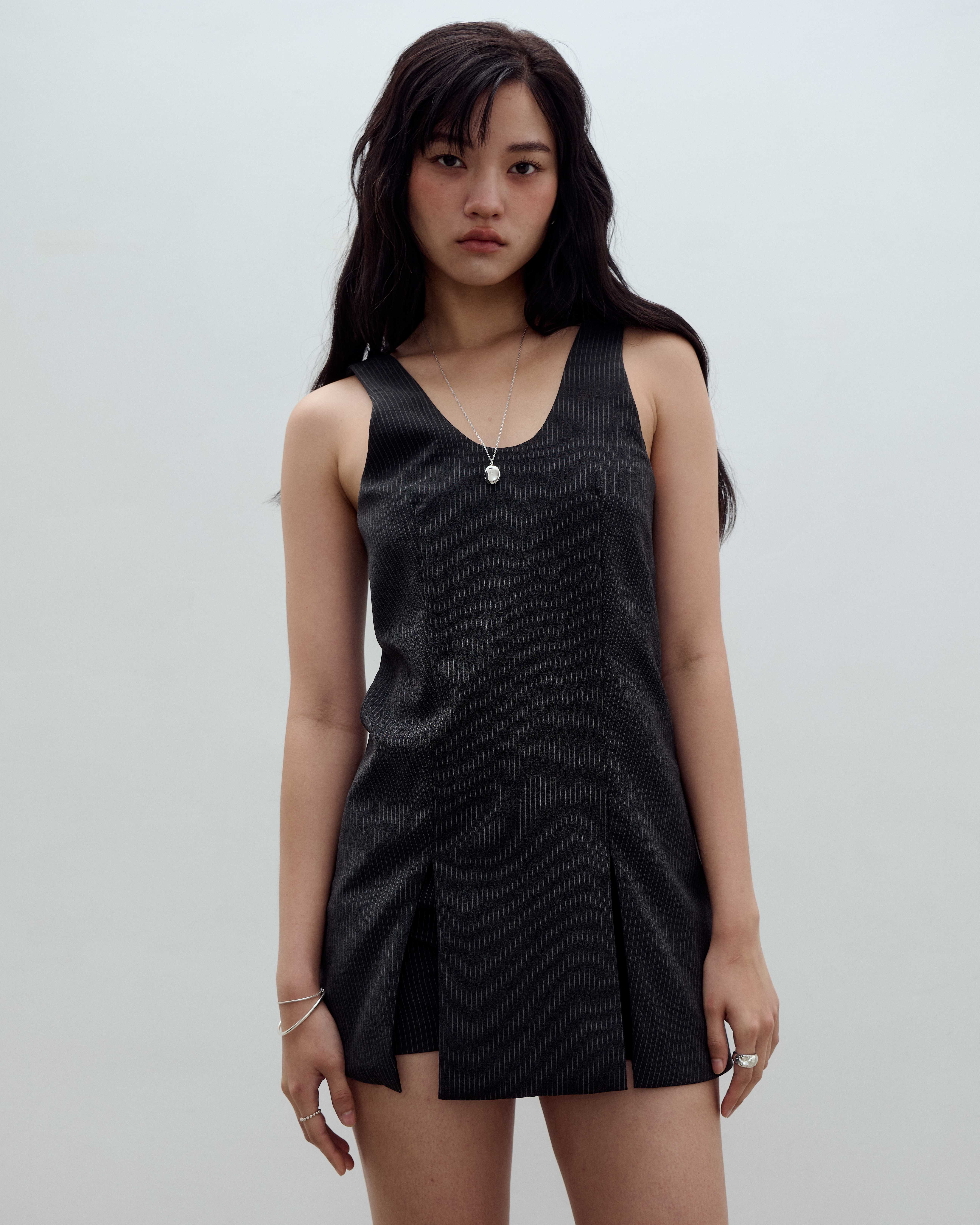 H.058 - MARIA Front Slit Top - Striped Grey