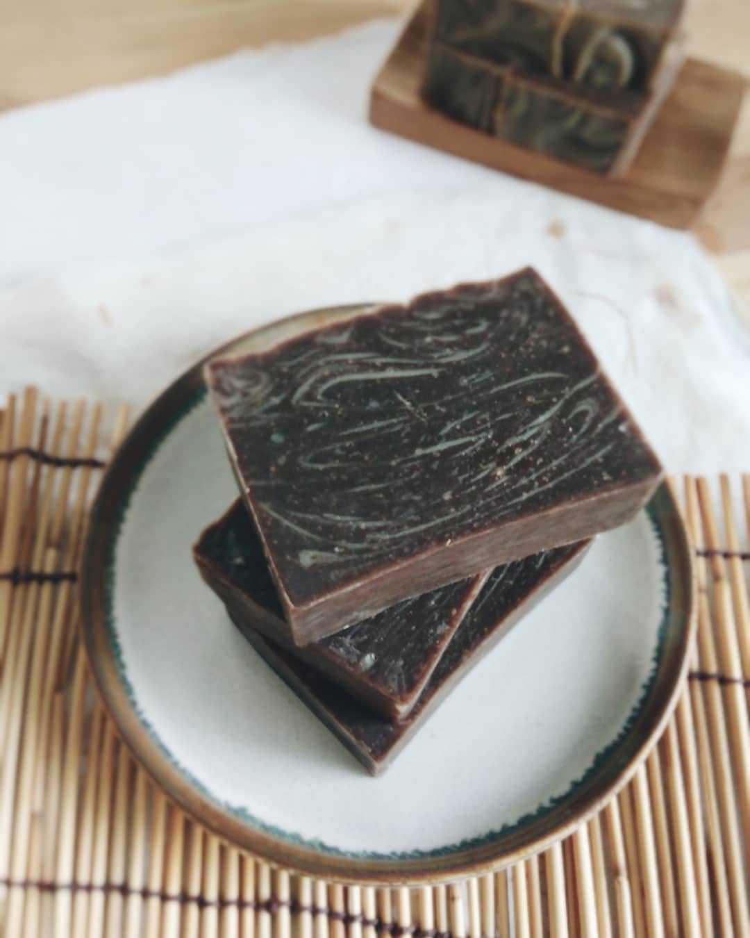 สบู่เปลือกมังคุด Mangosteen Soap