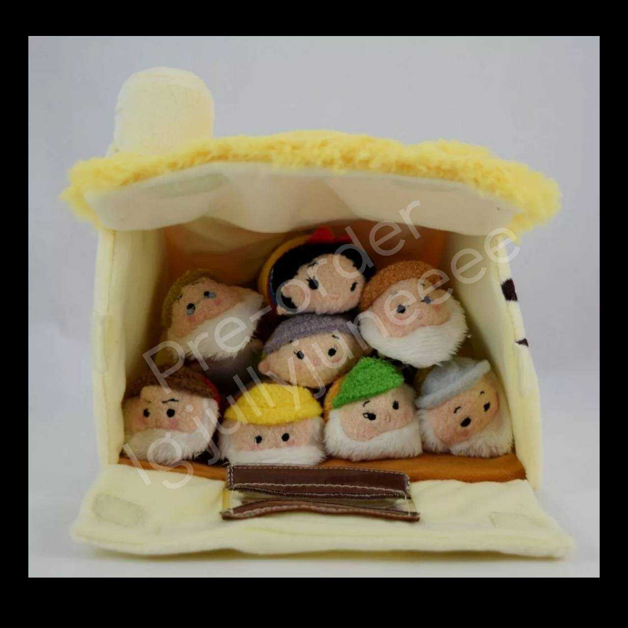 Tsum Tsum : Snow white Cottage (รายการของคุณ ig.jullyjuneeee)(มัดจำ 50%)