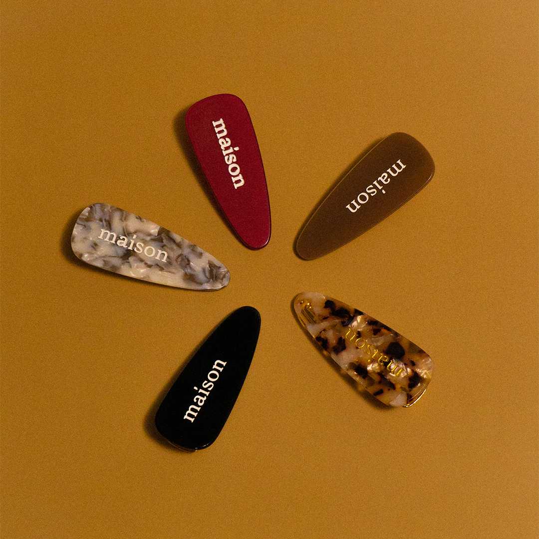 maison KEEPS | Original maison Logo Hair Clip | กิ๊บติดผมราคาต่อชิ้น