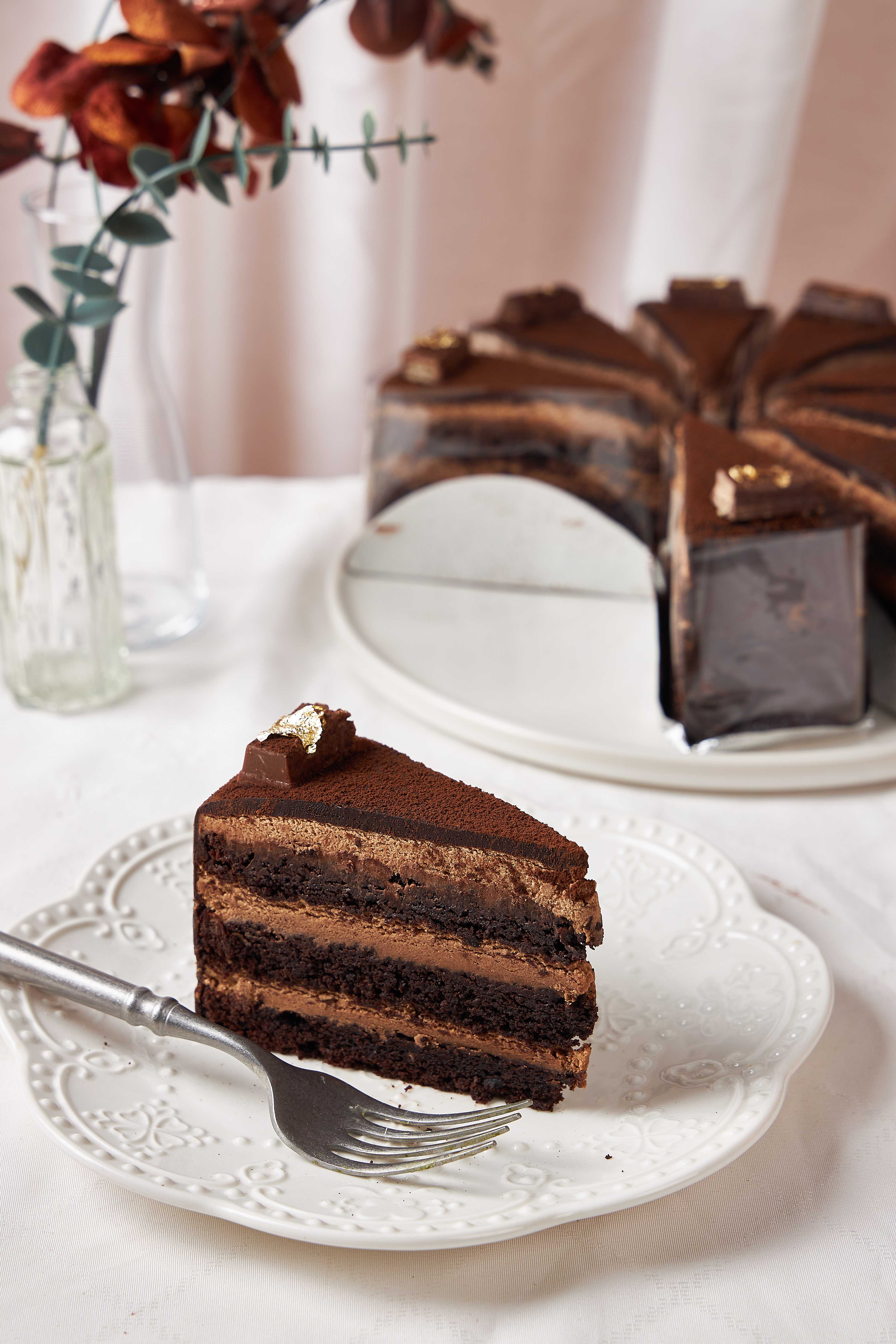 David Chocolate Cake เค้กชอกโกแลตเดวิด (พรีเมี่ยม) (ขั้นต่ำ 6 ชิ้น)